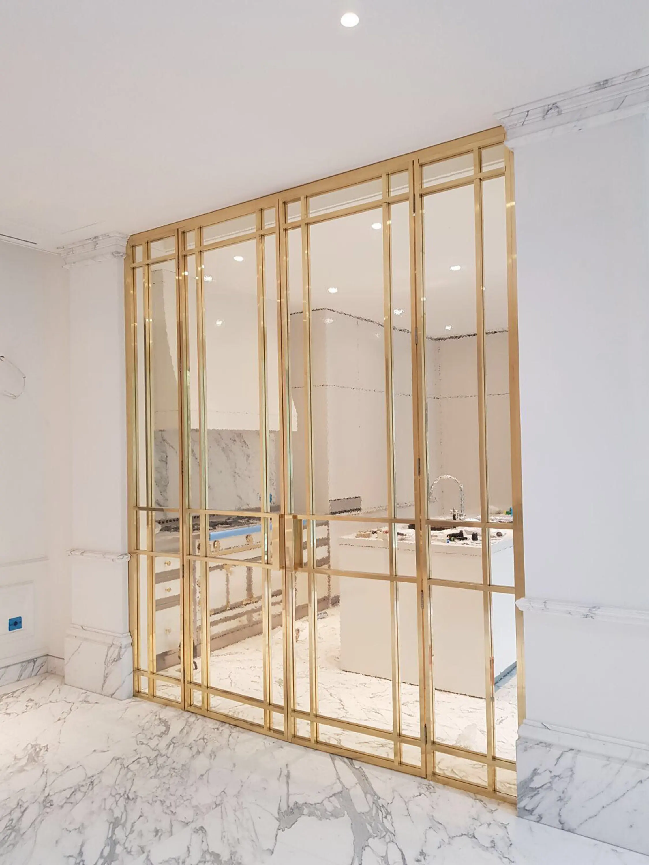 YDF - Modular Wall in brass