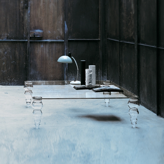 Mostrar el producto Postmodern basso del fabricante Glas Italia