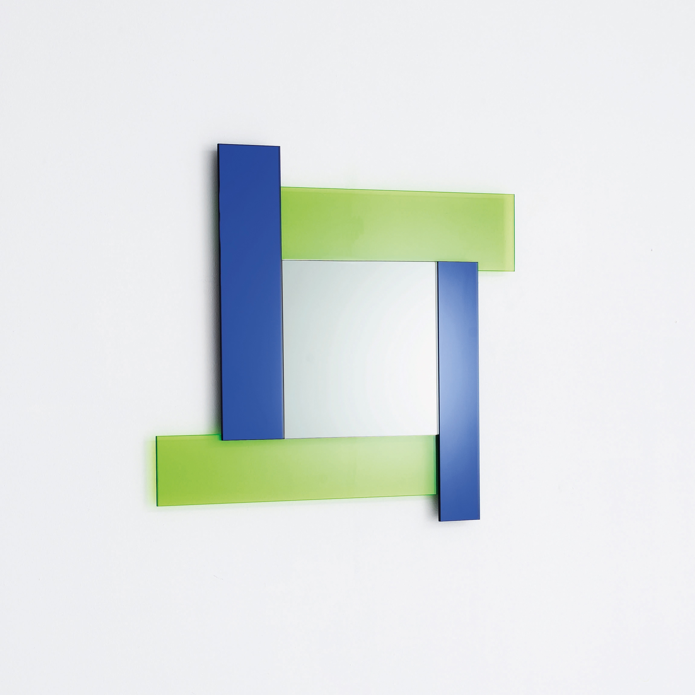 Afficher le produit Gli Specchi di Dioniso 2 du fabricant Glas Italia