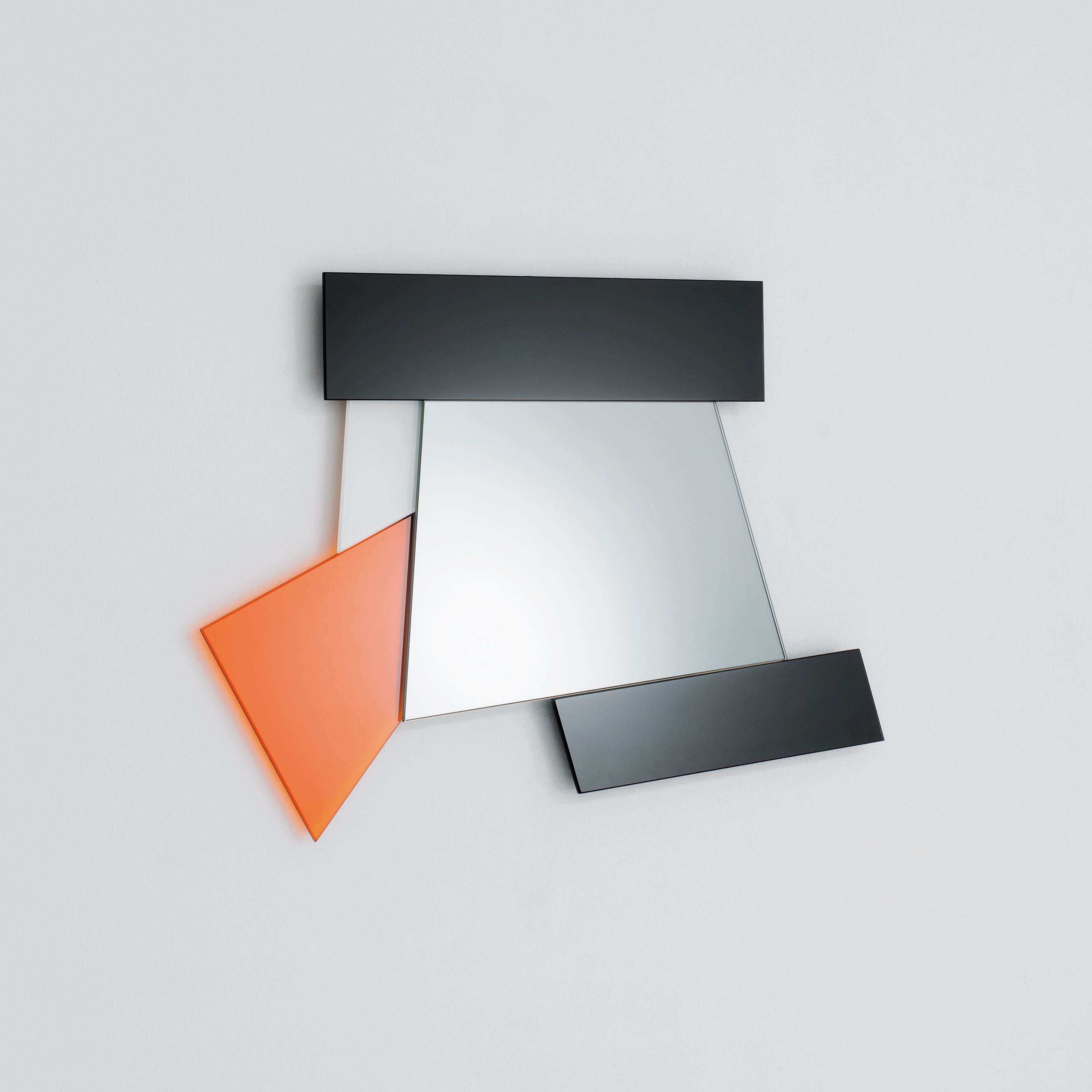 Afficher le produit Gli Specchi di Dioniso 4 du fabricant Glas Italia