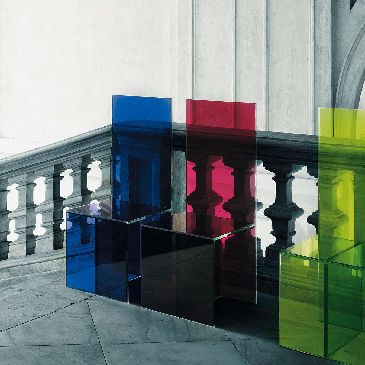 Display product Merci Bob from manufacturer Glas Italia