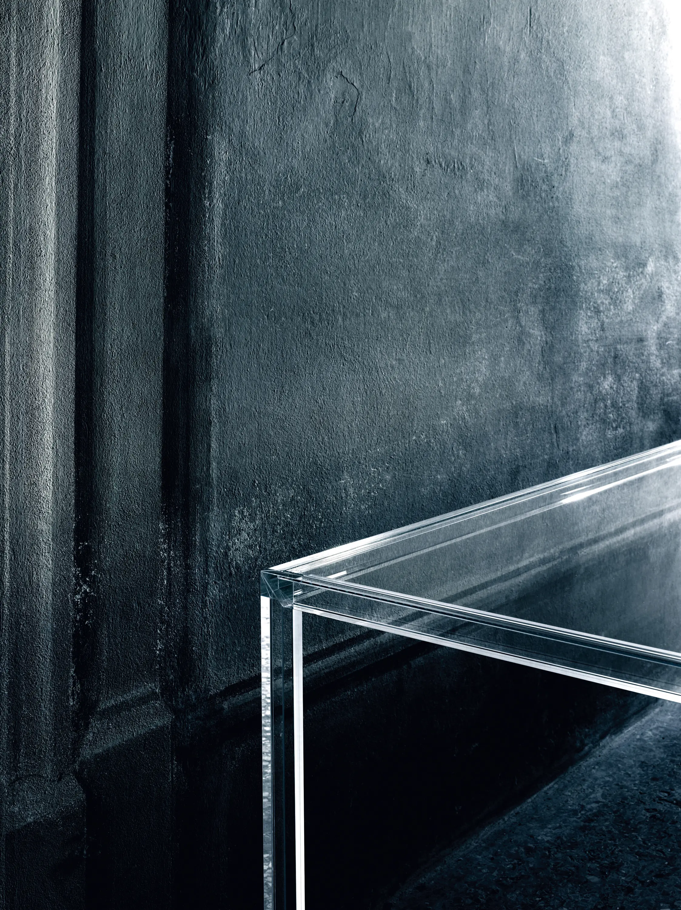 Glas Italia - Luminous