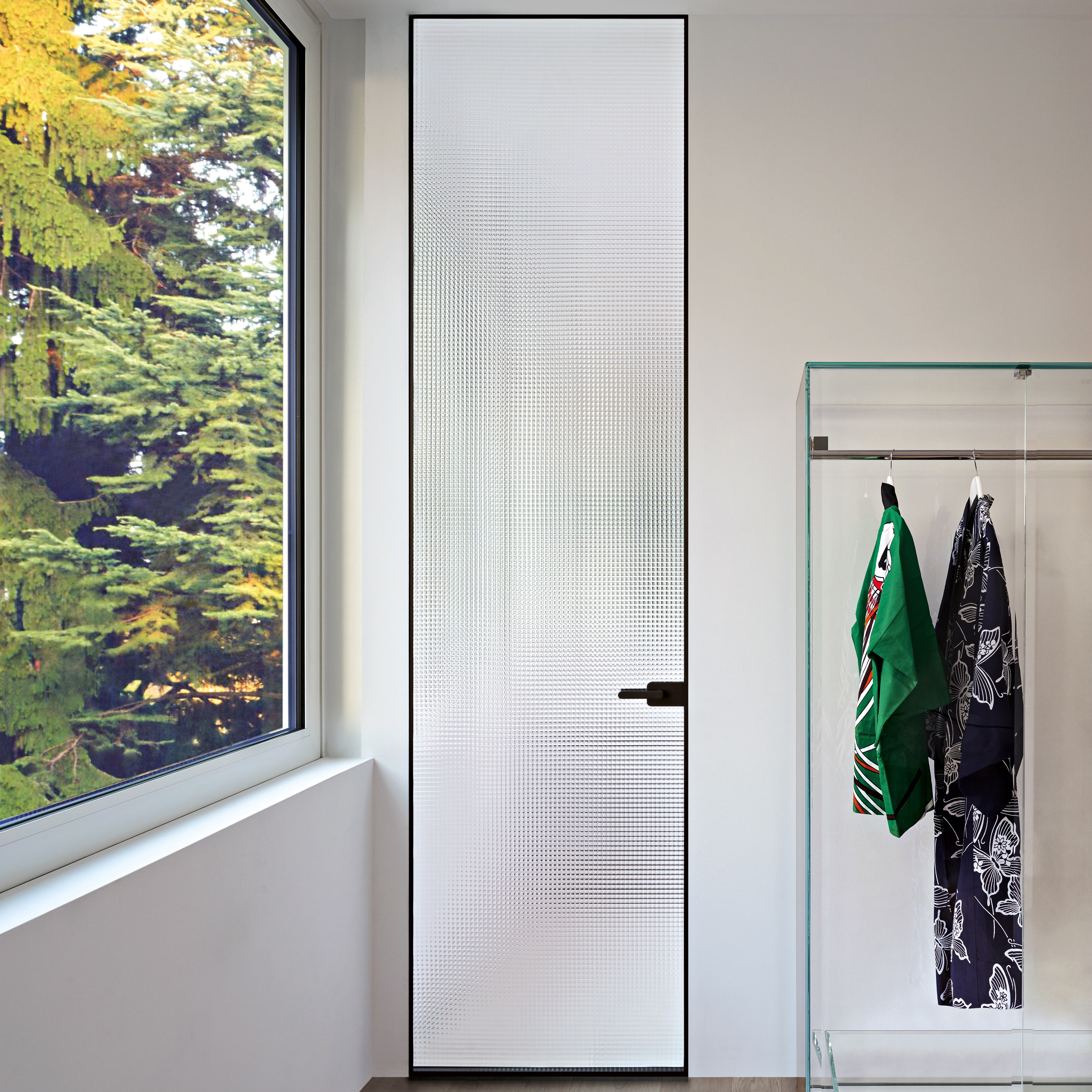 Display product Sherazade Swing Plain from manufacturer Glas Italia