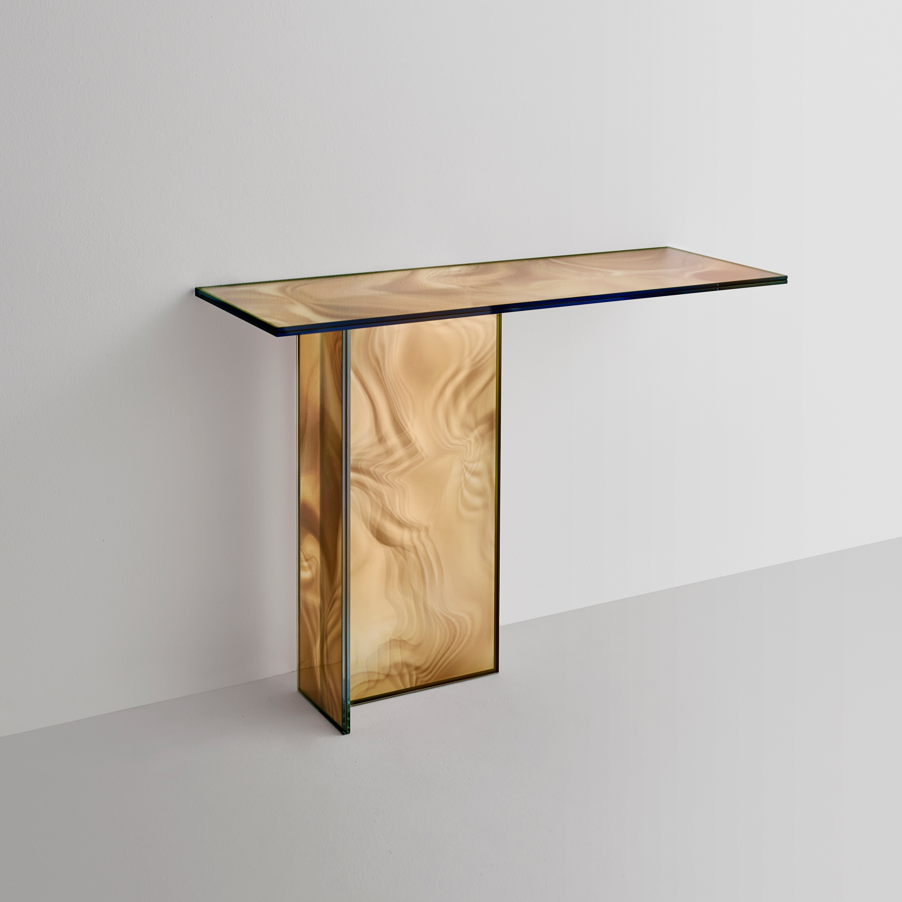Display product Liquefy from manufacturer Glas Italia
