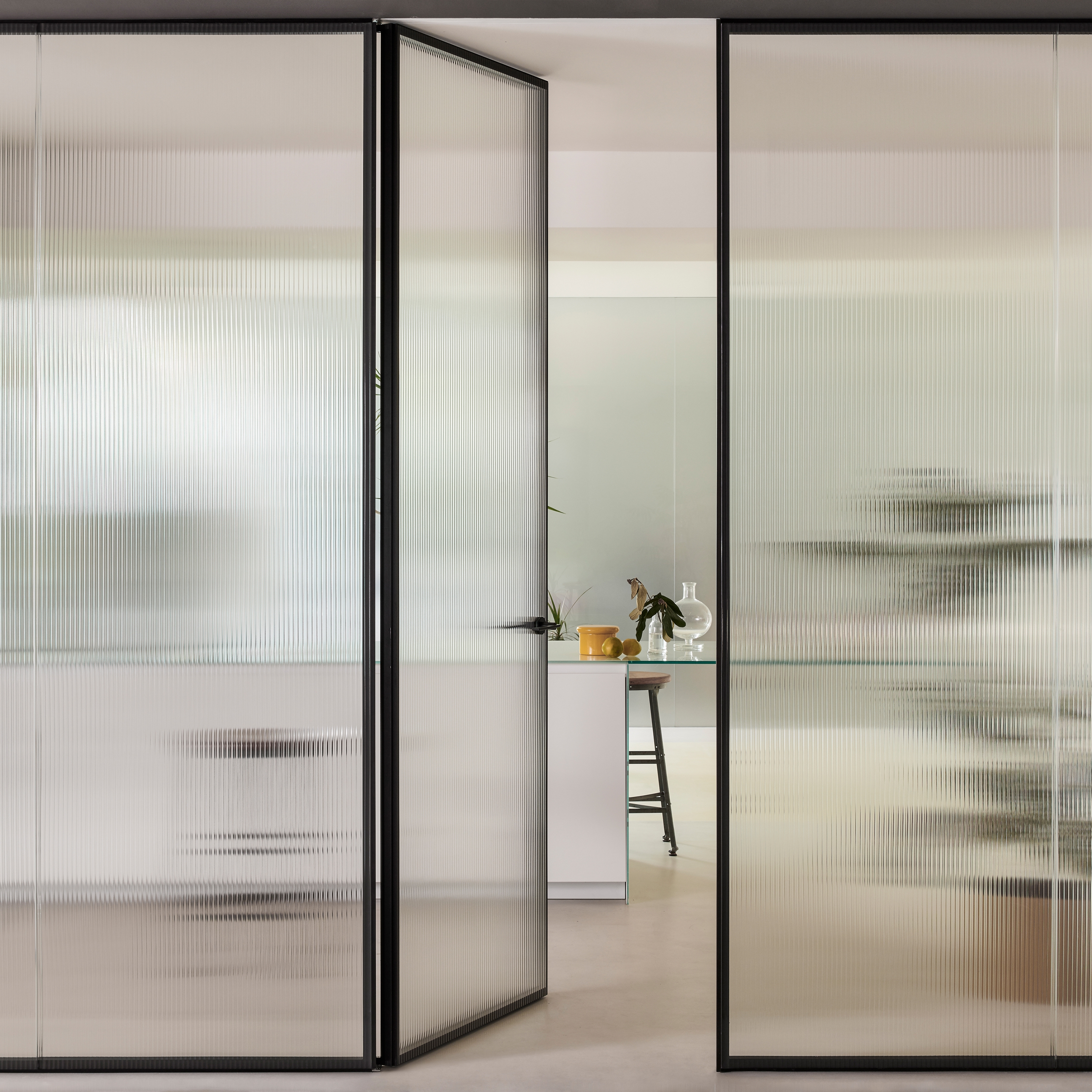 Afficher le produit Aladin Wall du fabricant Glas Italia