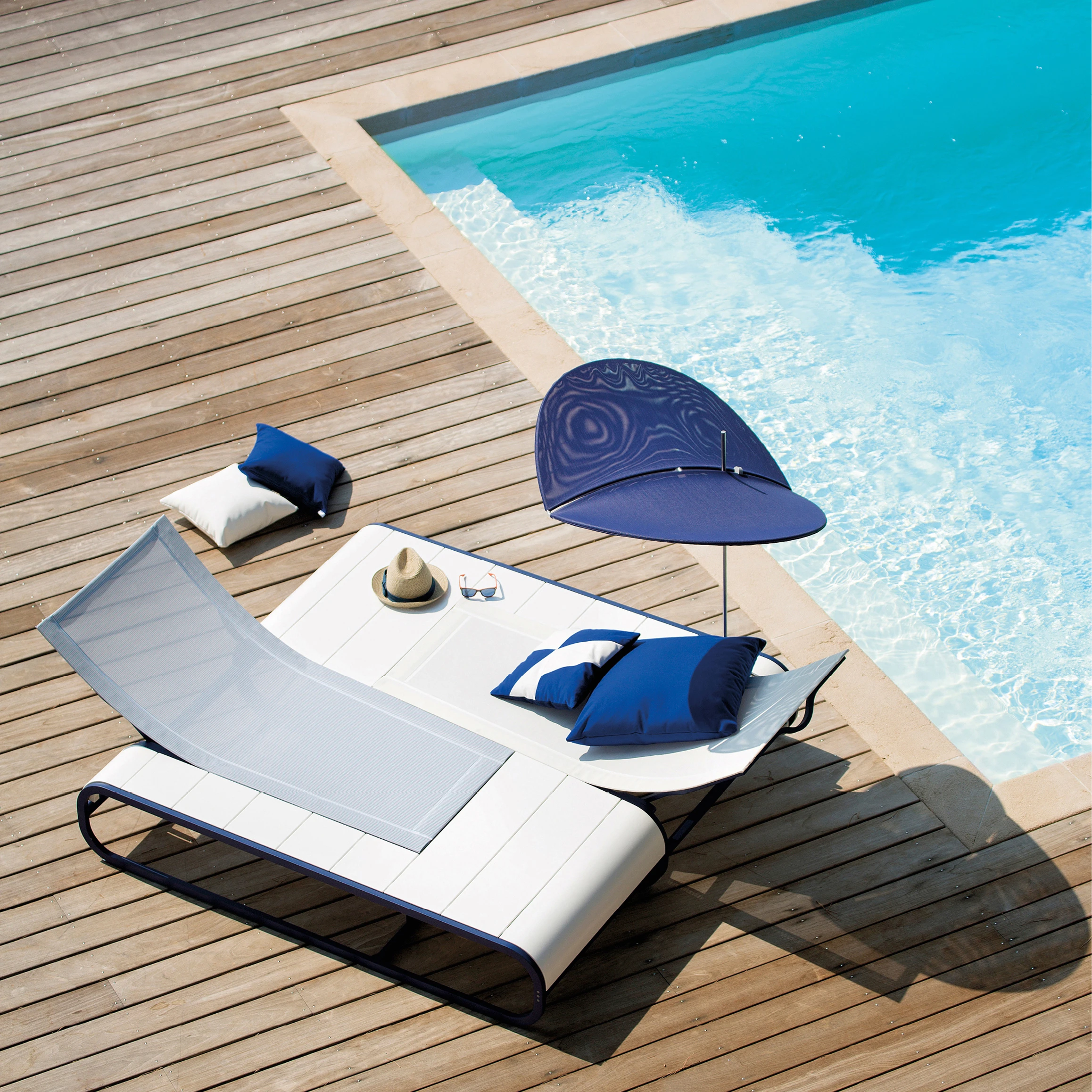 SUNLOUNGERS