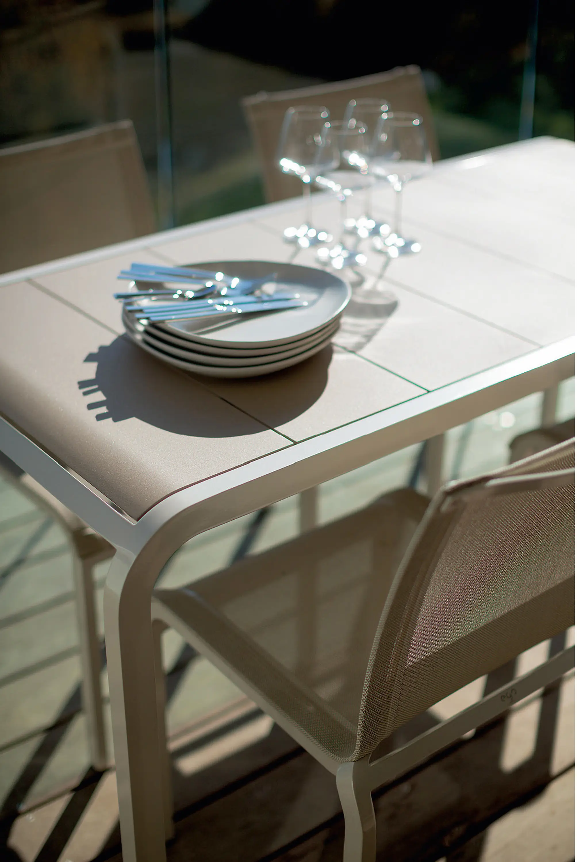 EGO Paris - Tandem | Corner Table