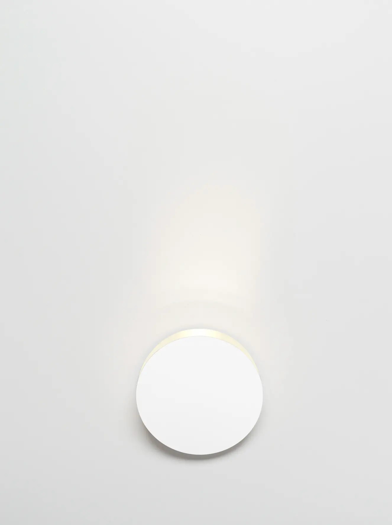 e15 - North Wall Light