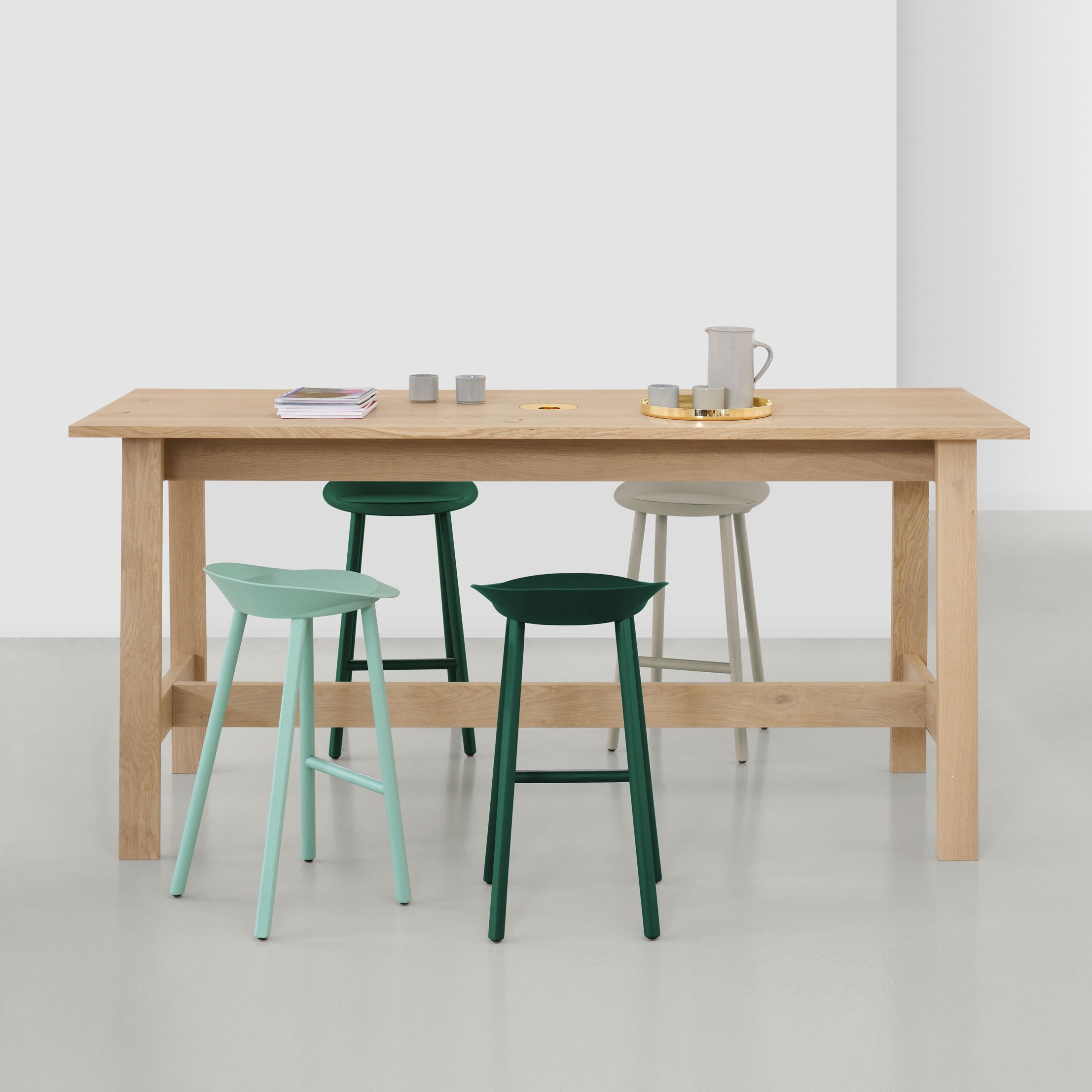 Afficher le produit Basis High Table du fabricant e15