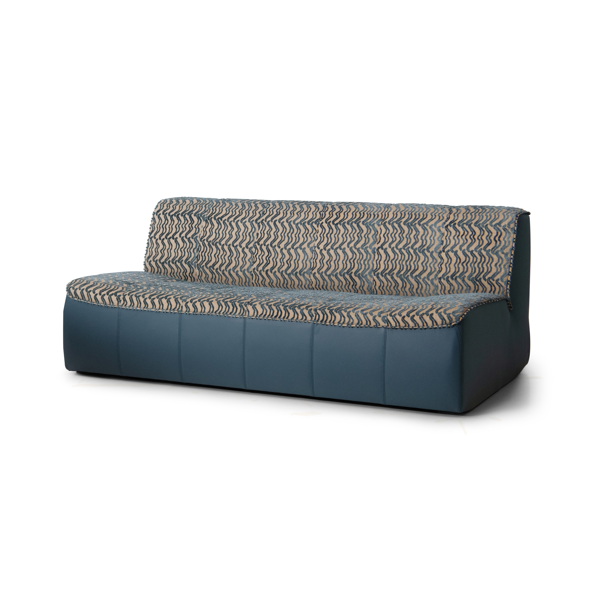 DS-910 Lounge