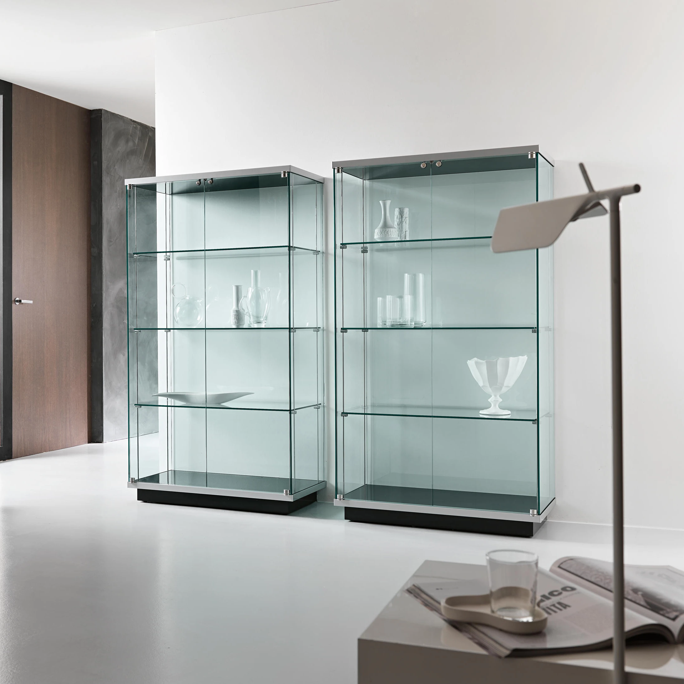SHOWCASES