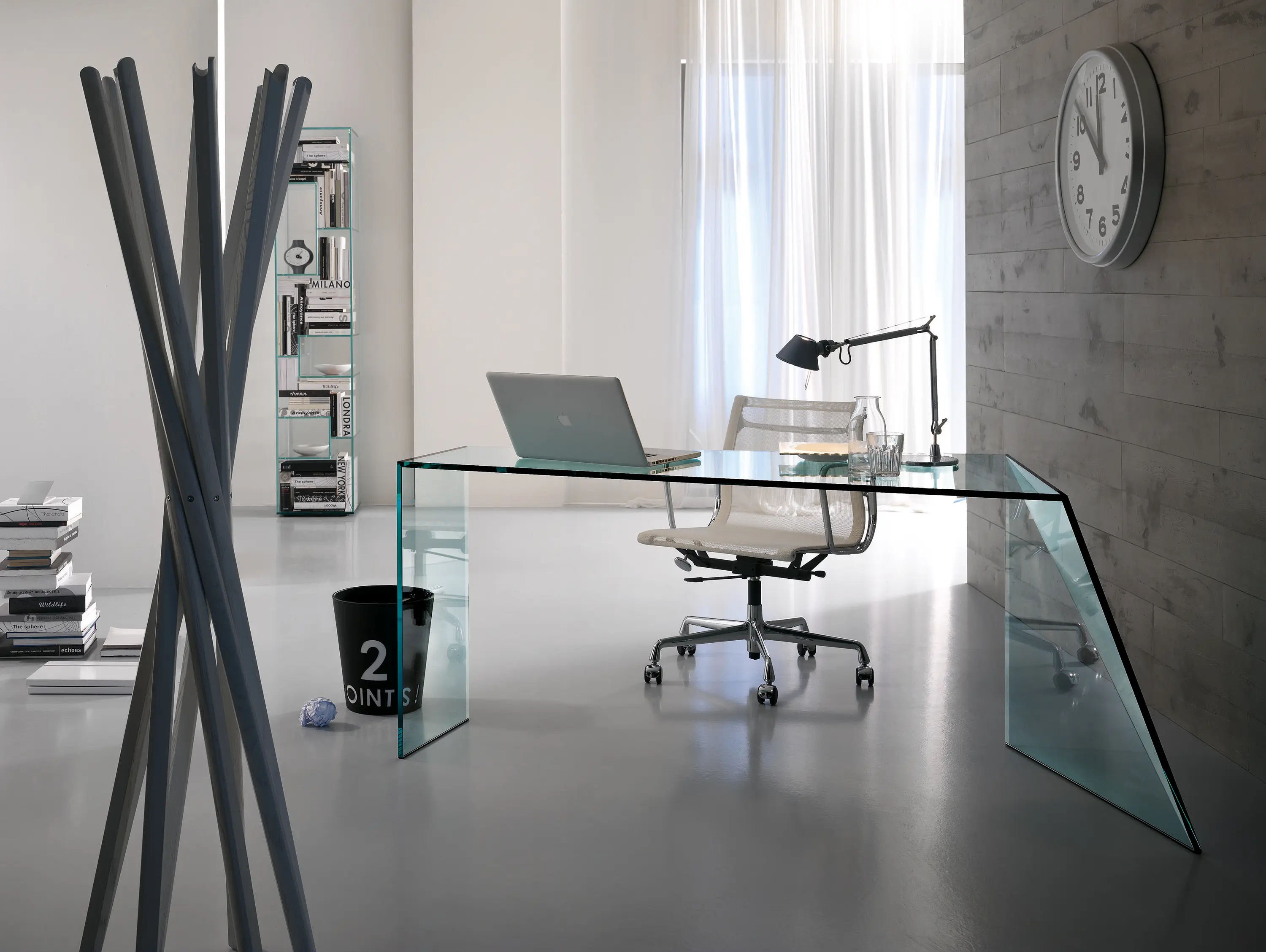 Tonelli - Penrose Desk