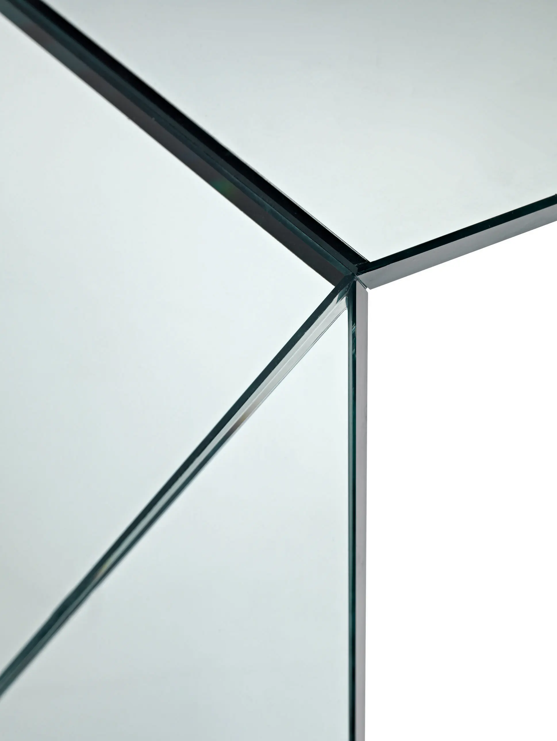 Tonelli - Penrose Desk