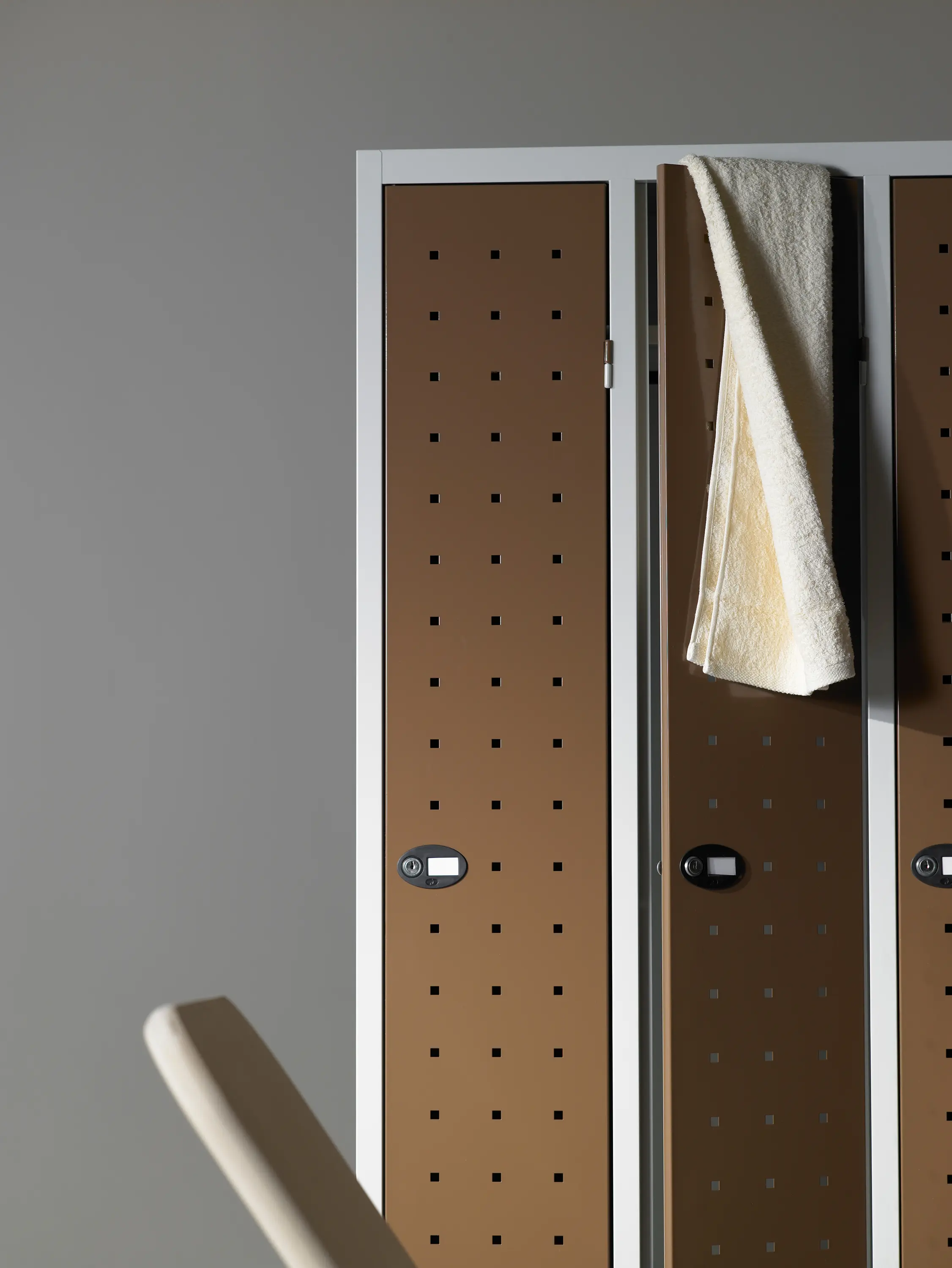 Dieffebi - Monoplus Design | 3 doors locker