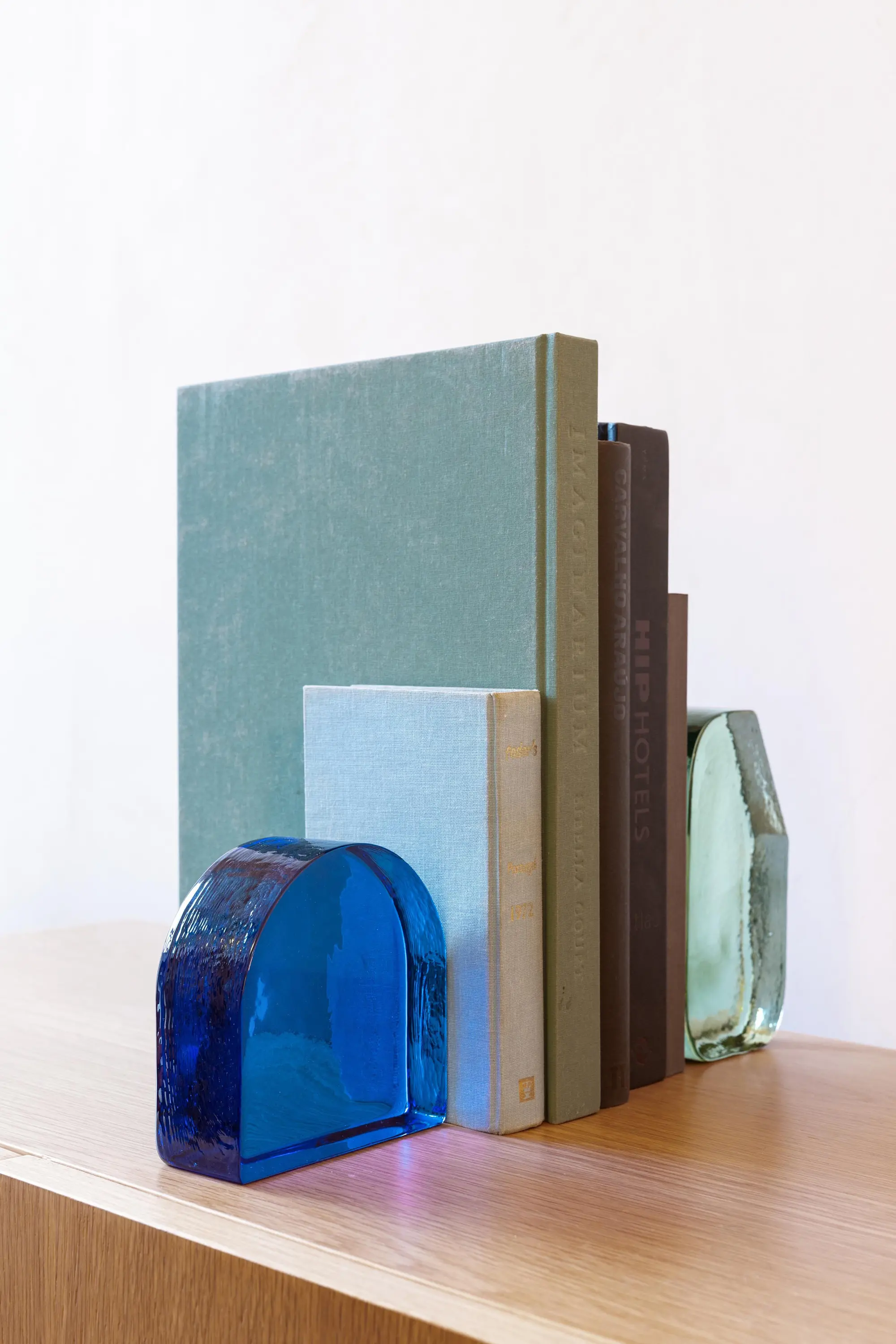 Schönbuch - CINEMA bookends