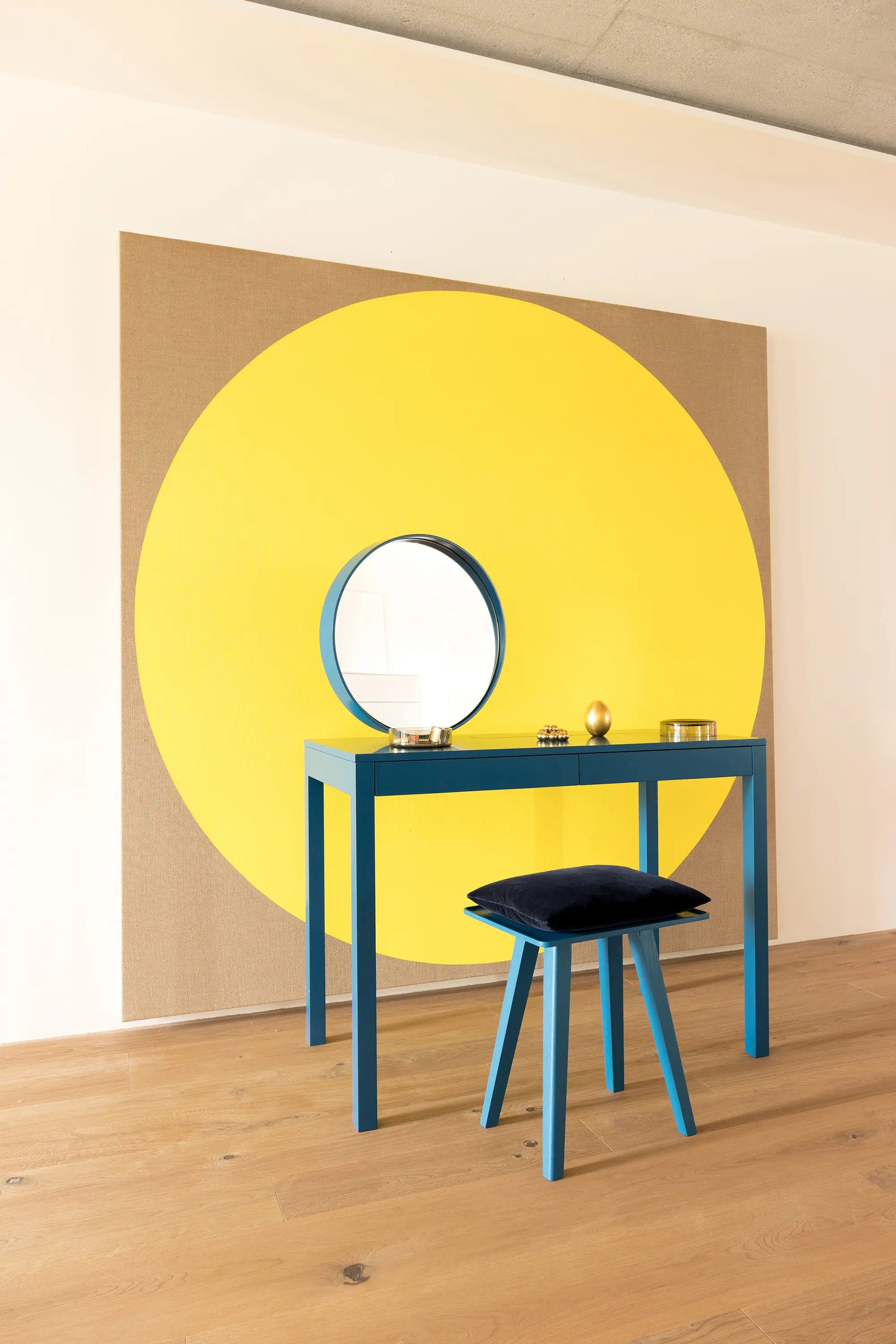 Schönbuch - SPHERE make-up table