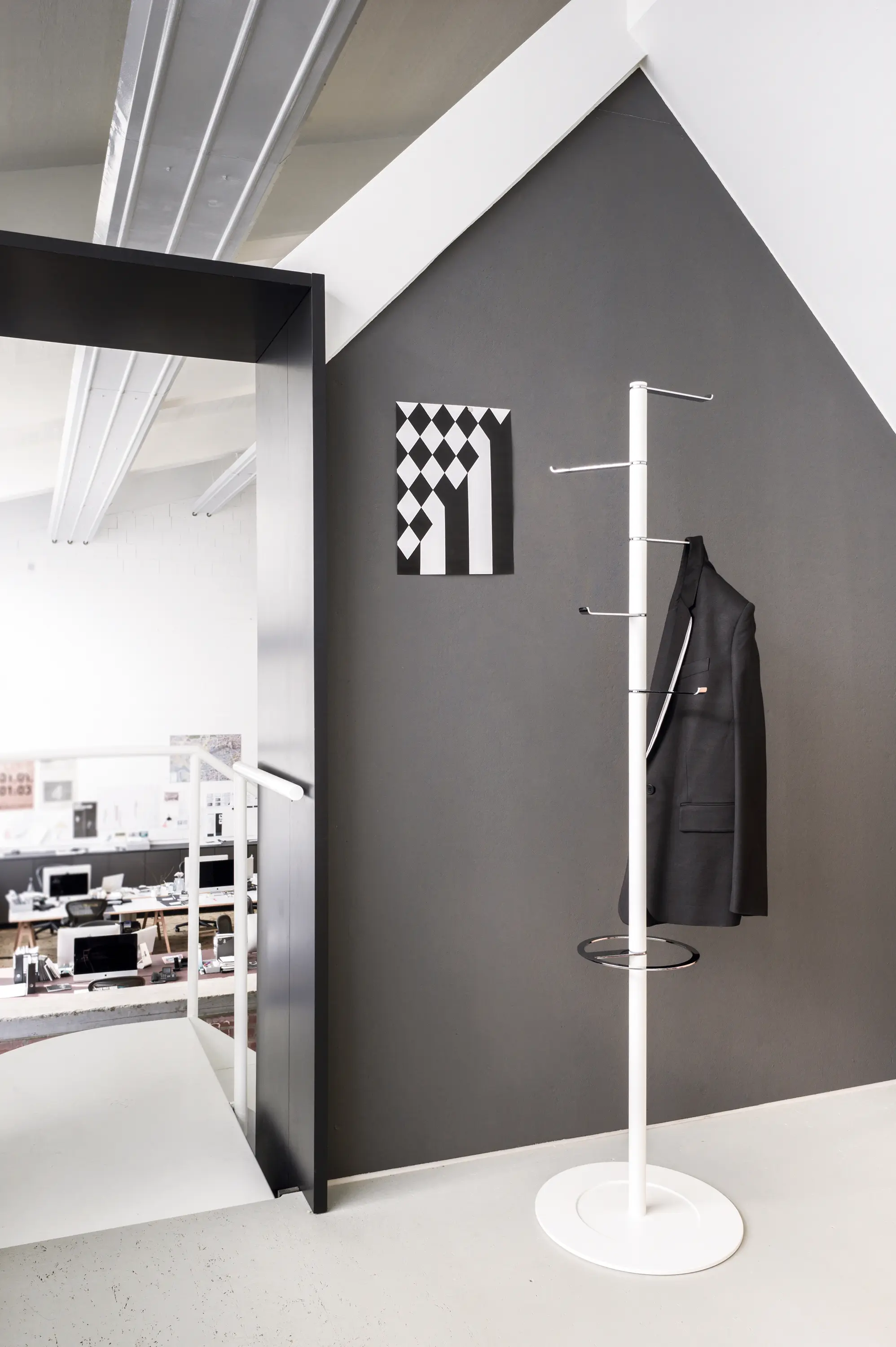 Schönbuch - PIVOT coat stand