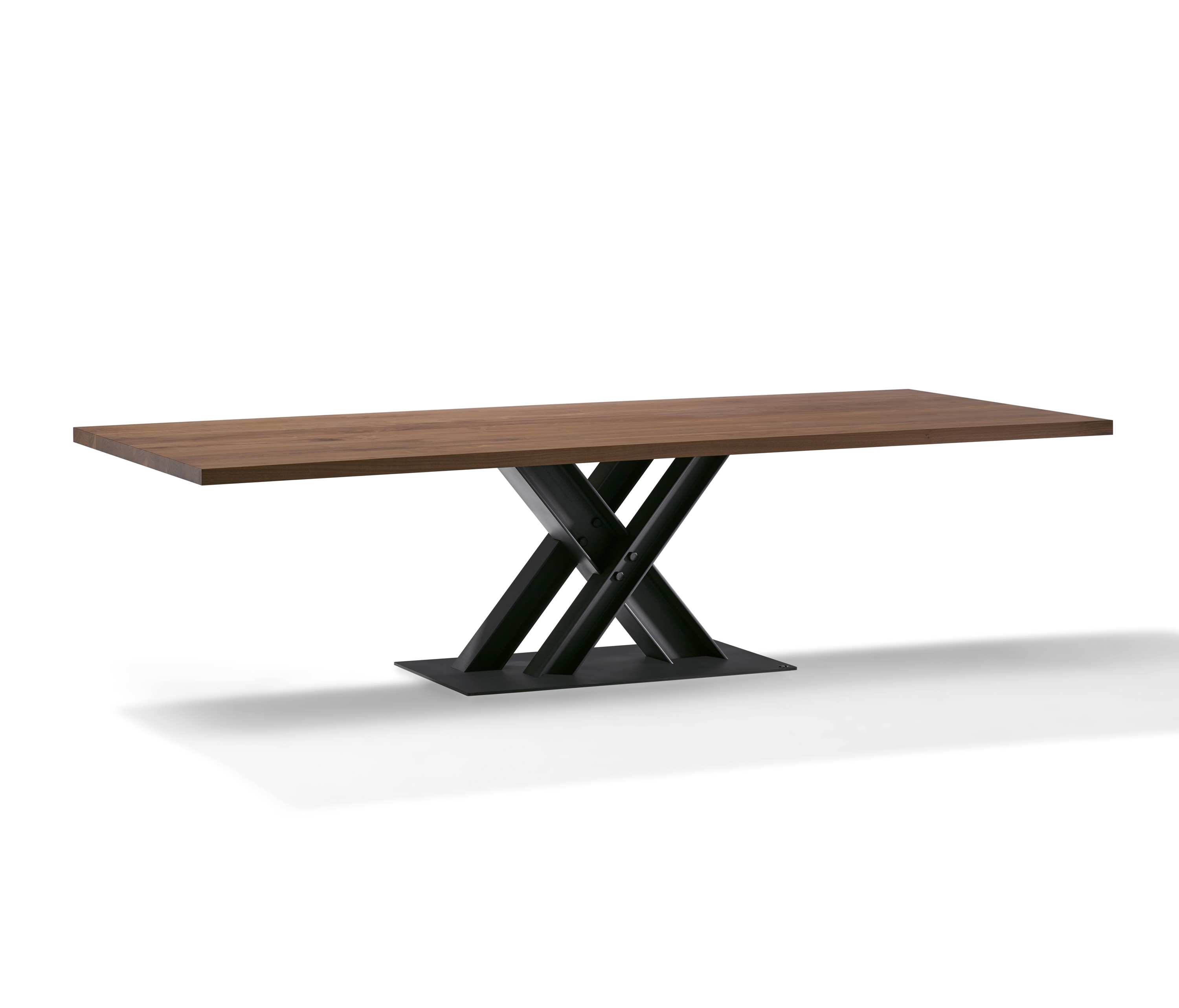 Display product Victor Dining Table of Wood | 1470 from manufacturer DRAENERT