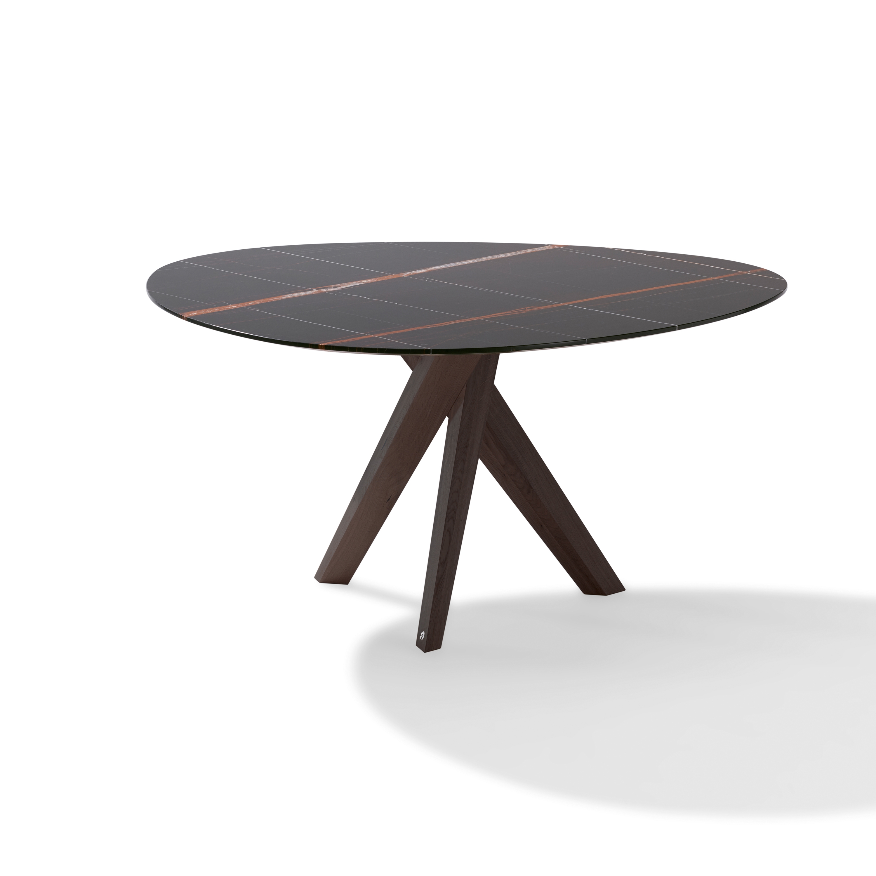 Display product Trilope Dining Table of Stone | 1540 from manufacturer DRAENERT