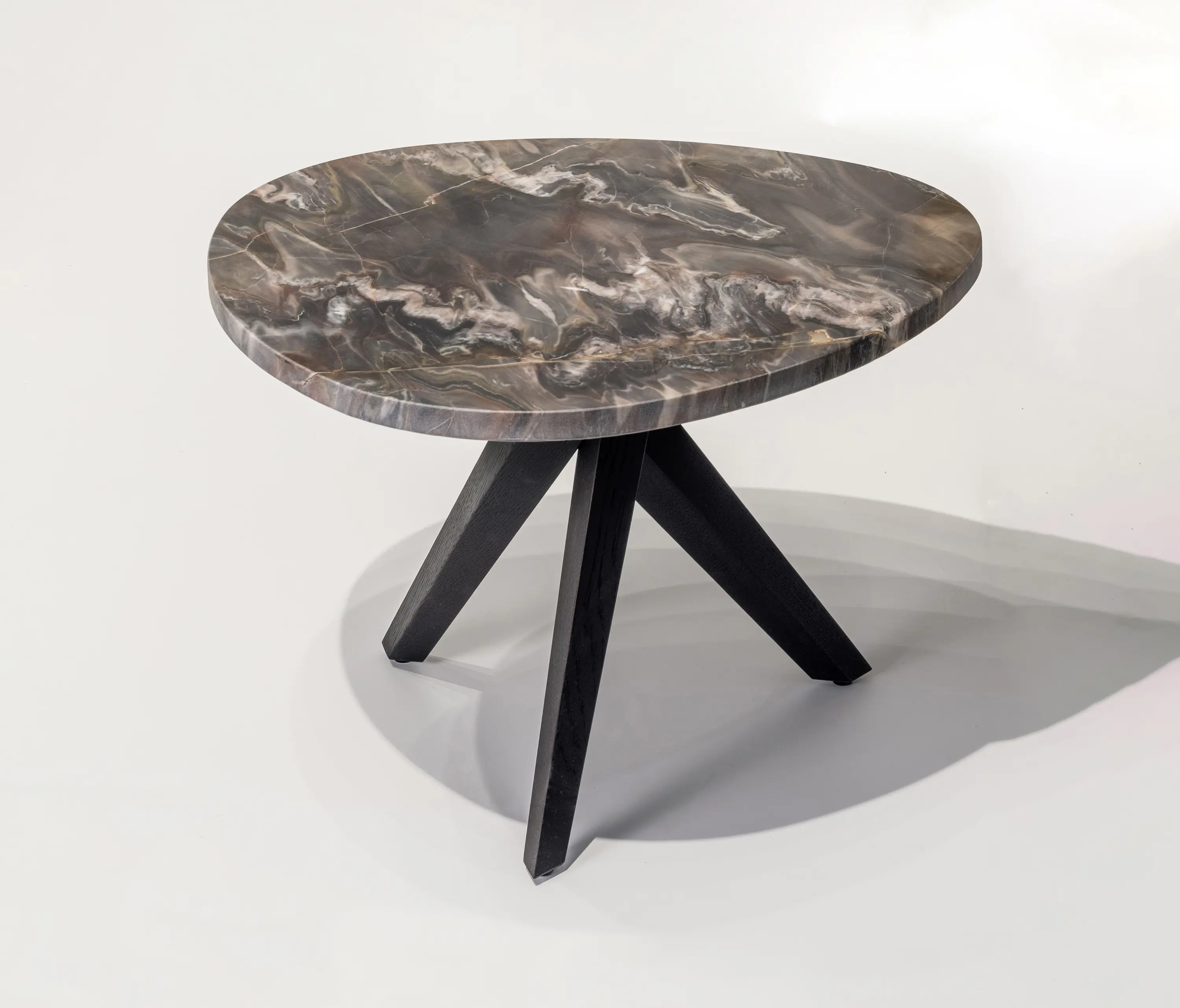 DRAENERT - Trilope Side Table | 1320