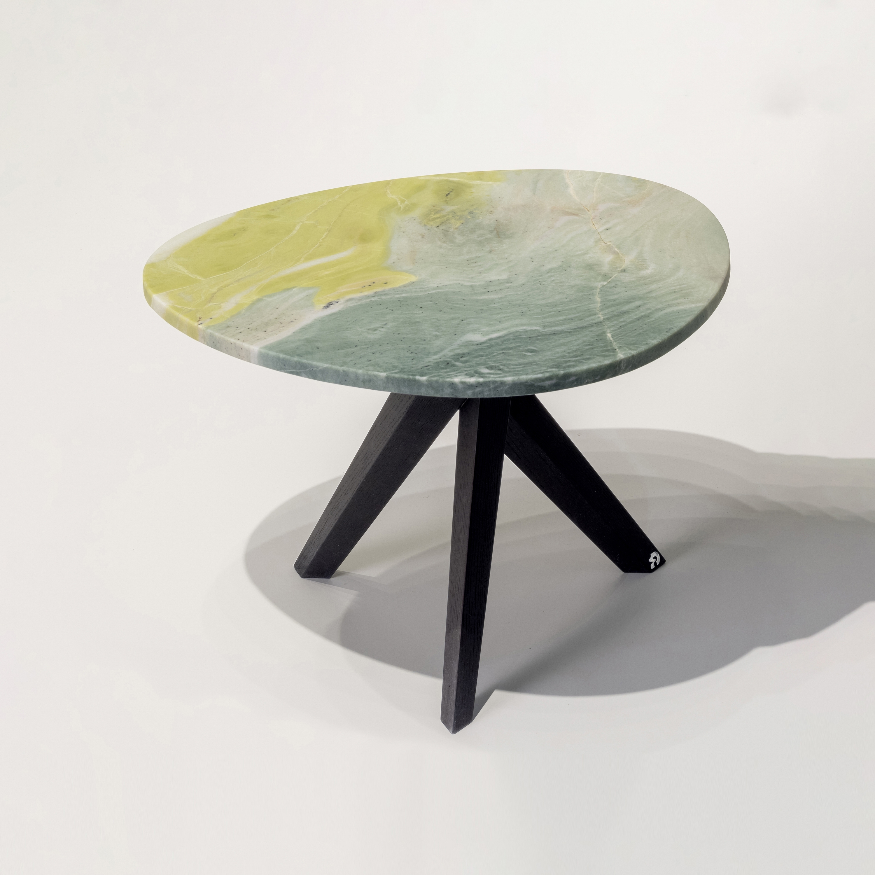 Trilope Side Table | 1320