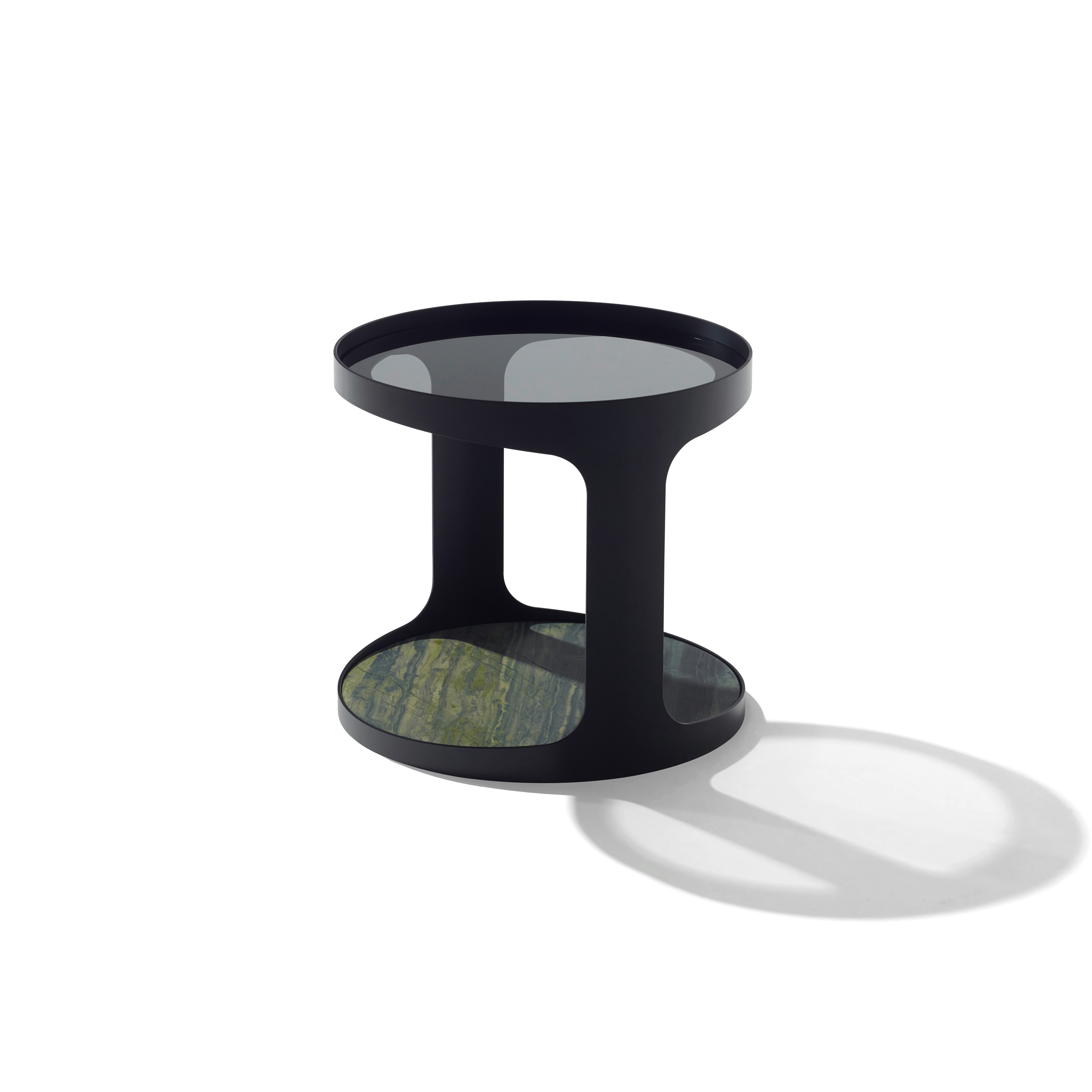 Colin | side table 
1325 -II 
with lower tray