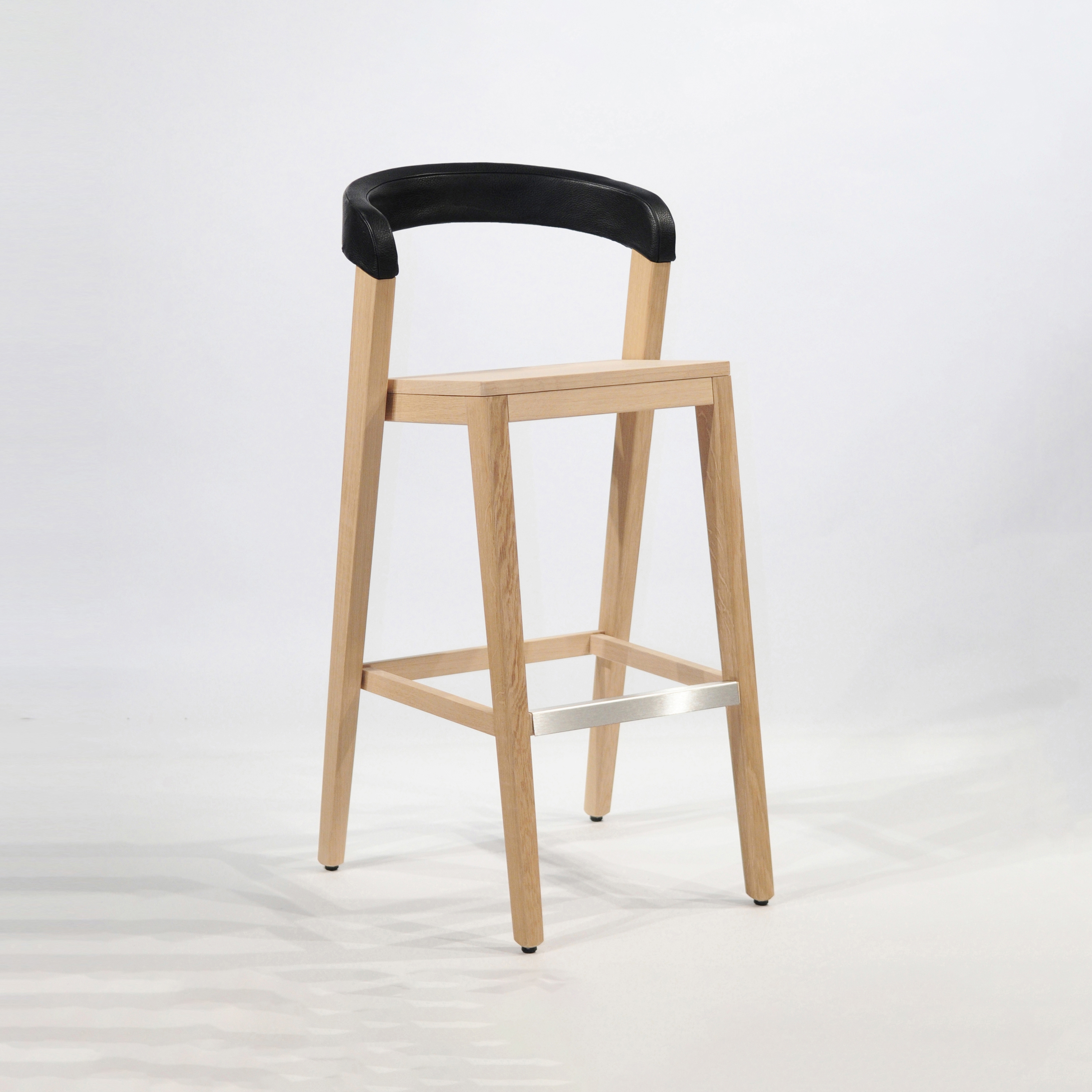 Display product Play Barstool - Upholstered back - Oak natural from manufacturer Wildspirit