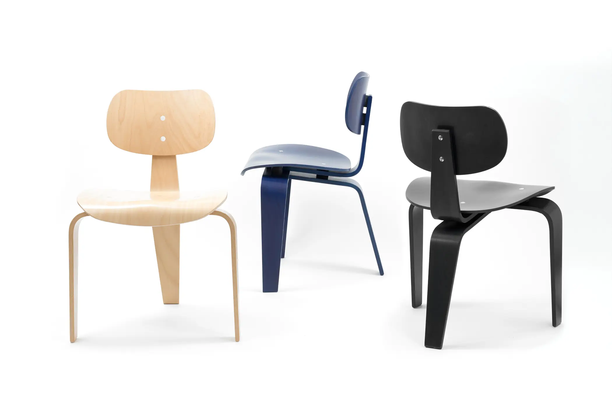 Wilde + Spieth - SE 42 3-Legged Chair