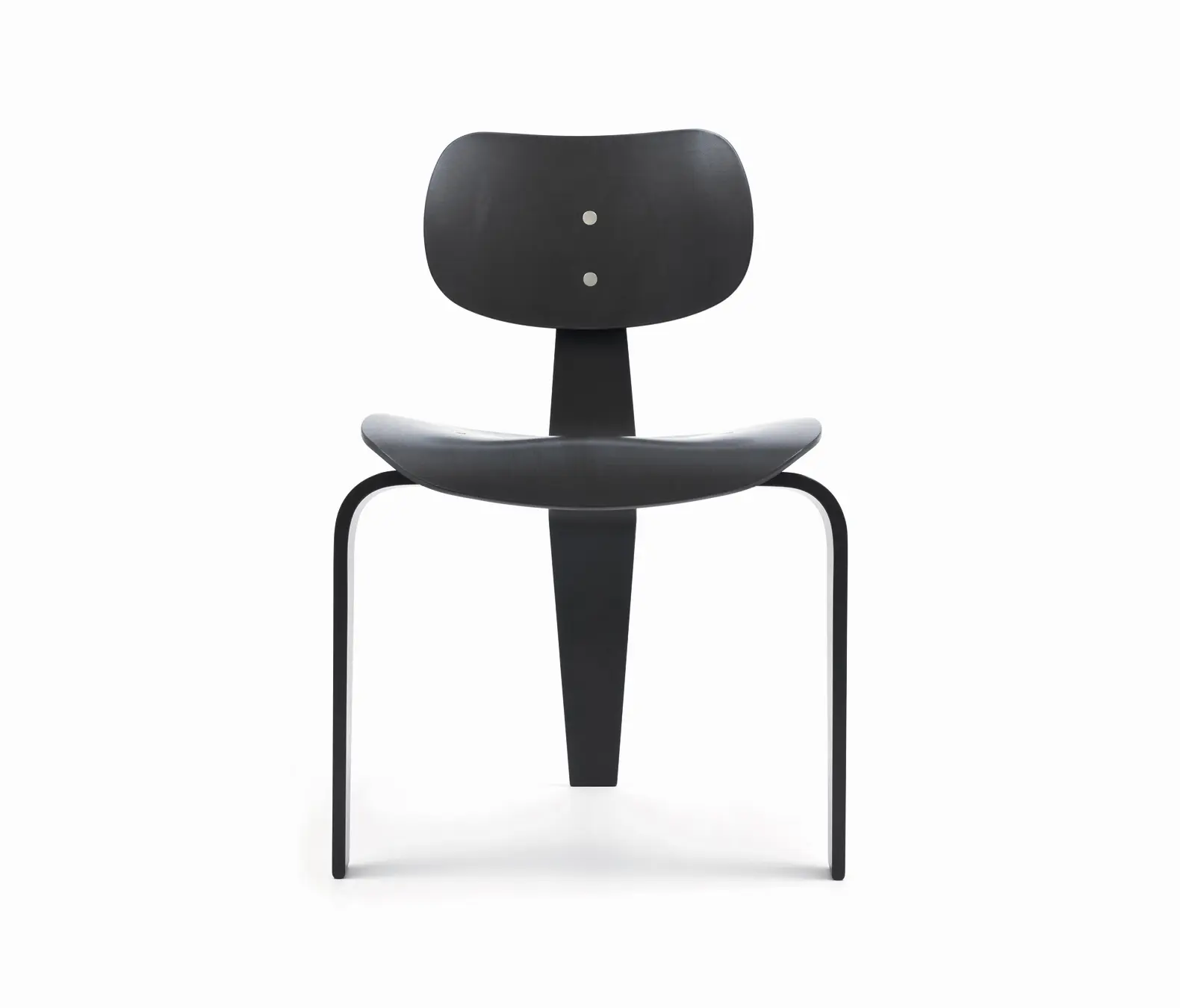 Wilde + Spieth - SE 42 3-Legged Chair