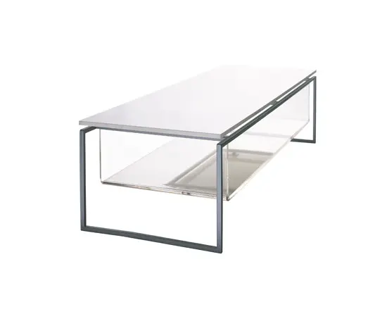 Konkret Form - Table 06