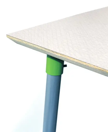 Konkret Form - Table 07
