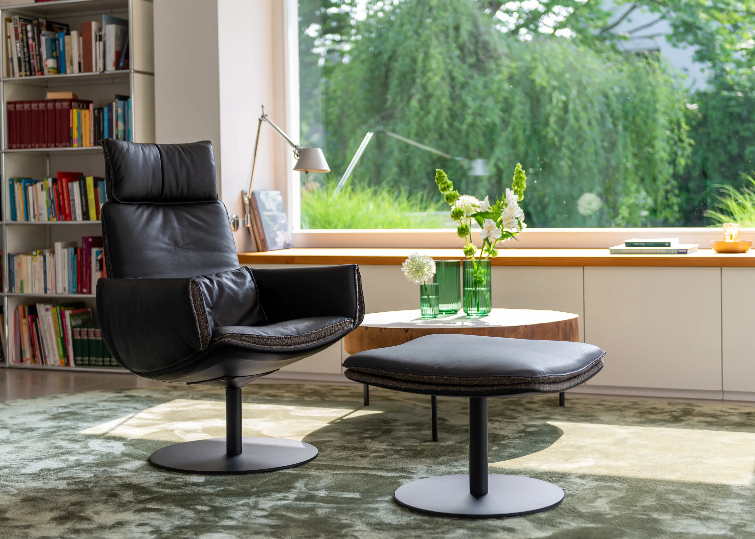 KFF - CADO LOUNGE
ottoman
