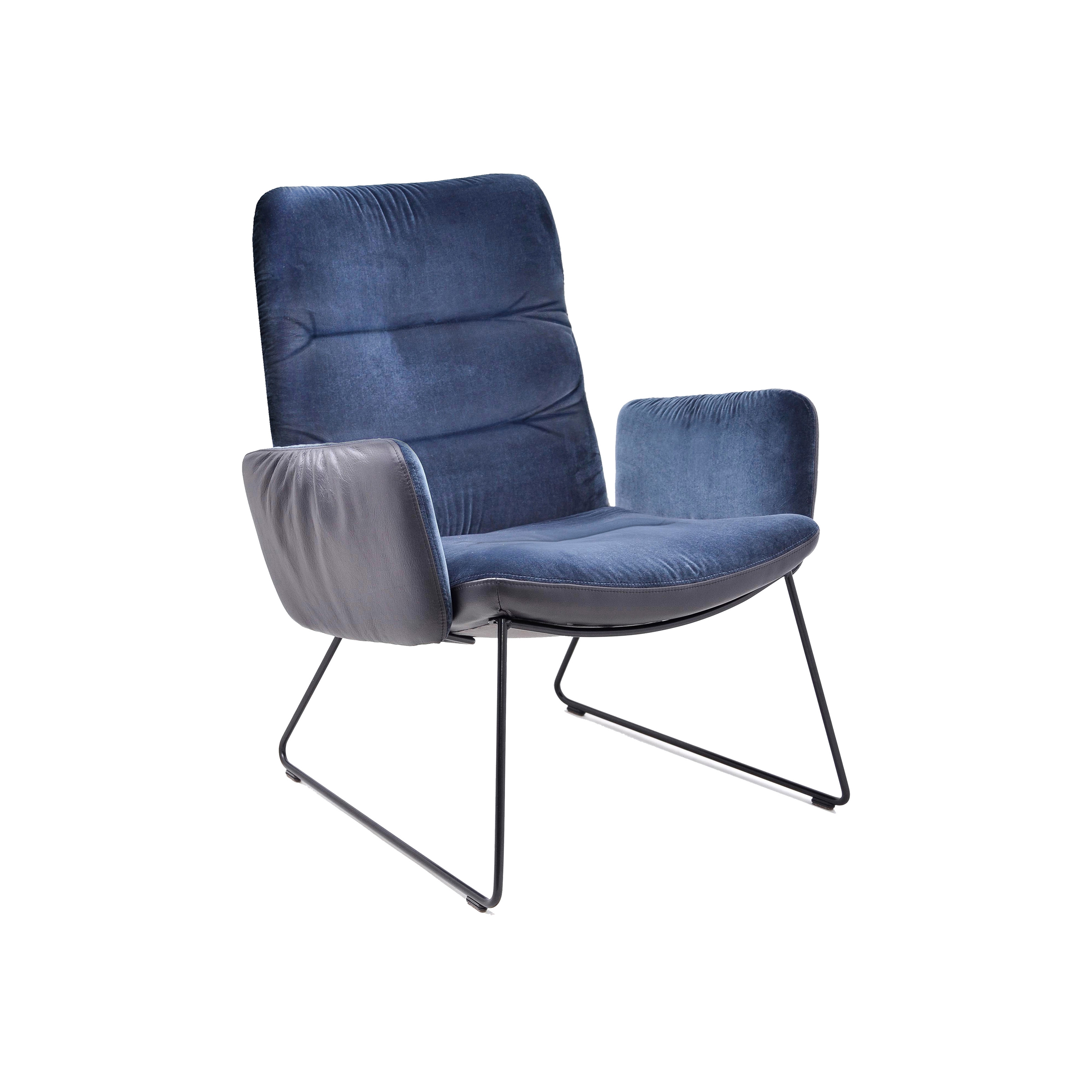 Afficher le produit ARVA LIGHT LOUNGE Arm chair du fabricant KFF