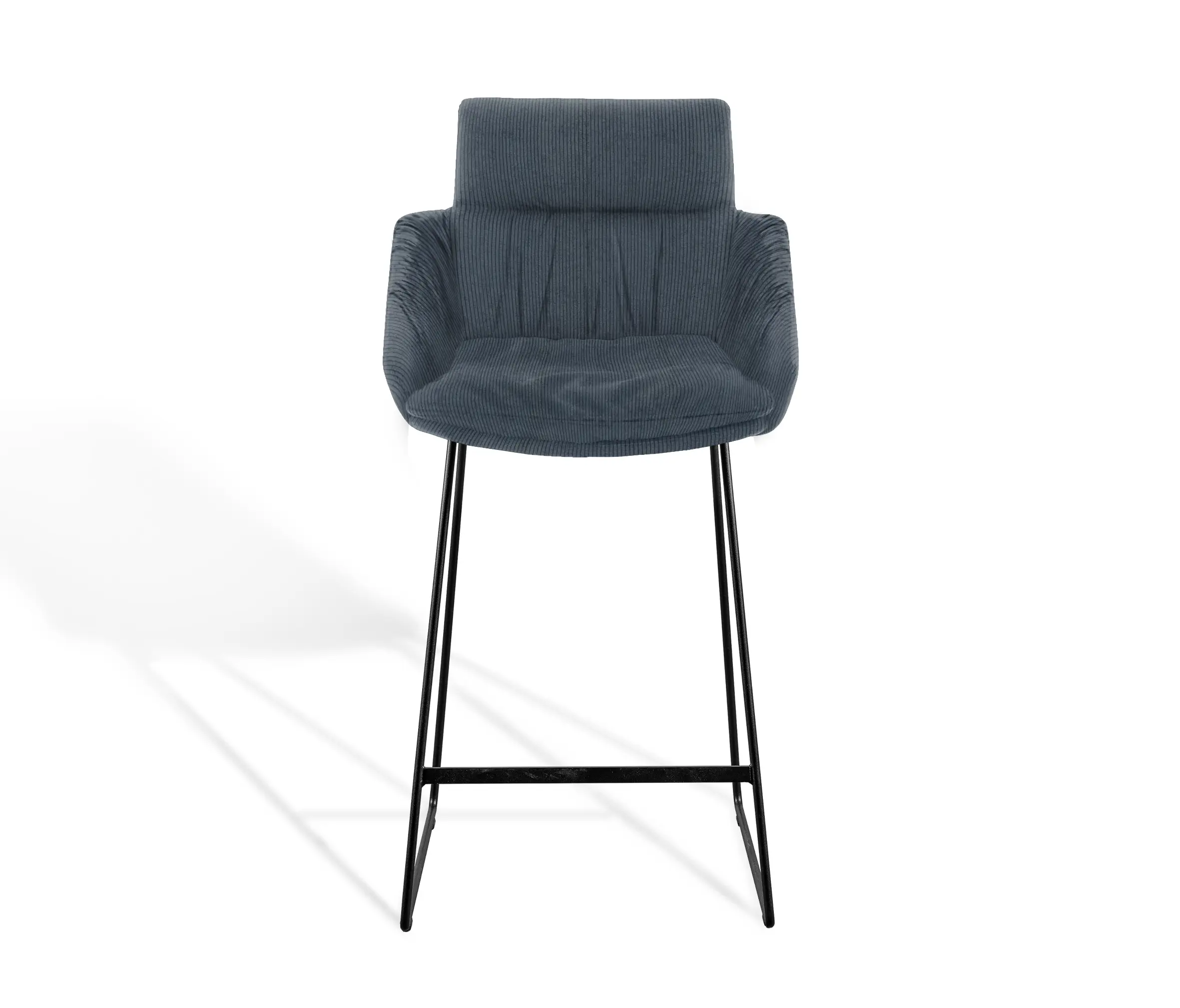 KFF - FAYE CASUAL
Counter stool with
low armrests