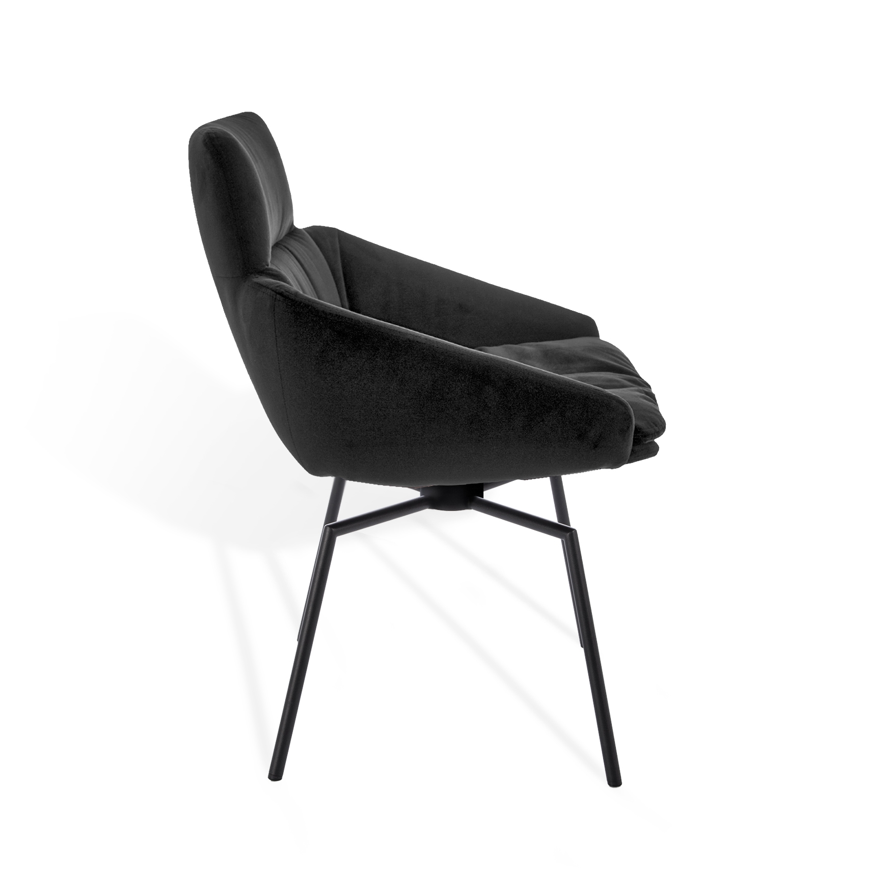 FAYE Side chair with low armrests