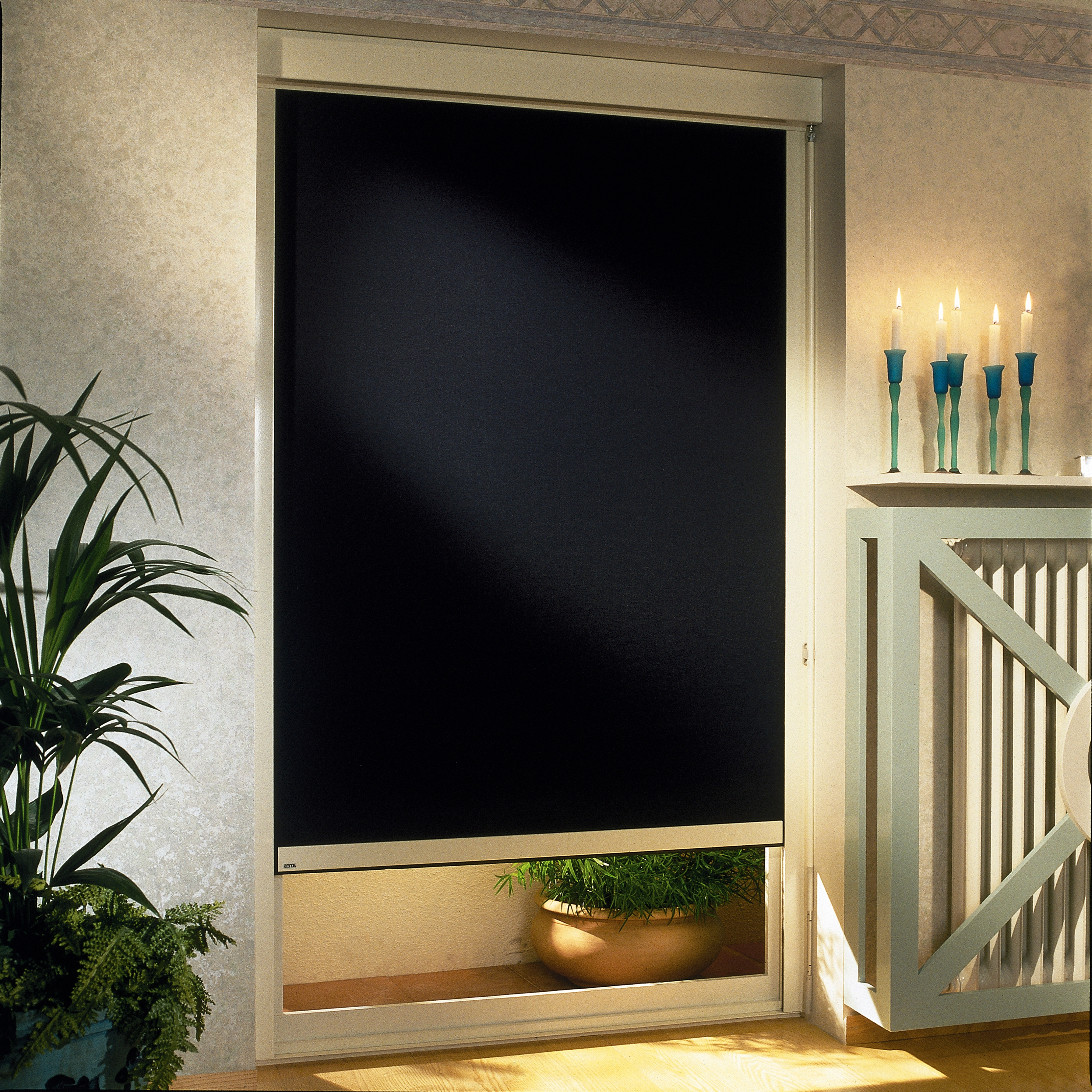 Display product CASE Blackout from manufacturer MHZ Hachtel
