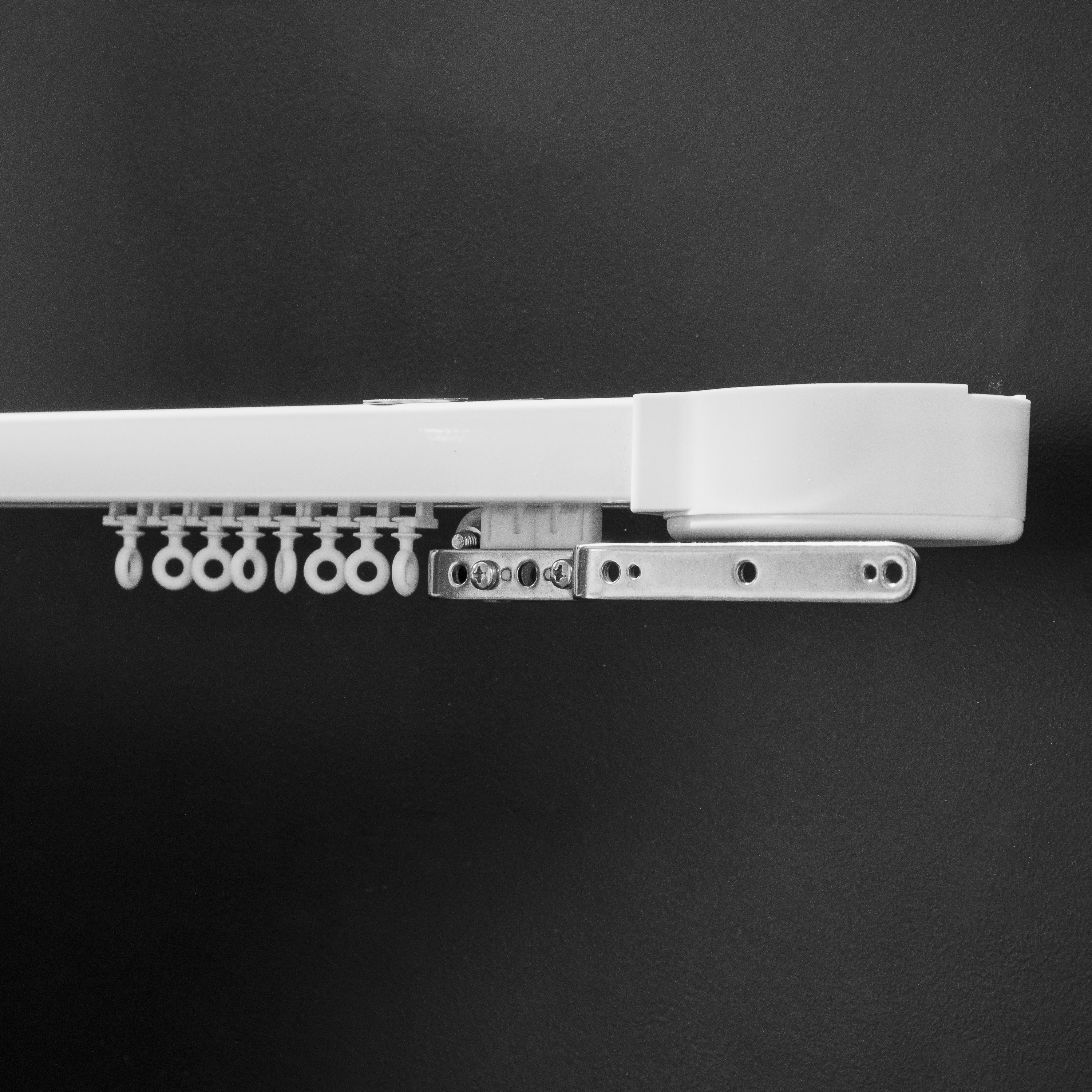 Display product  Motorised curtain tracksystem Silenzio from manufacturer MHZ Hachtel