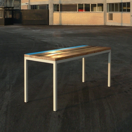 Afficher le produit Table Hallenstadion du fabricant macmeier