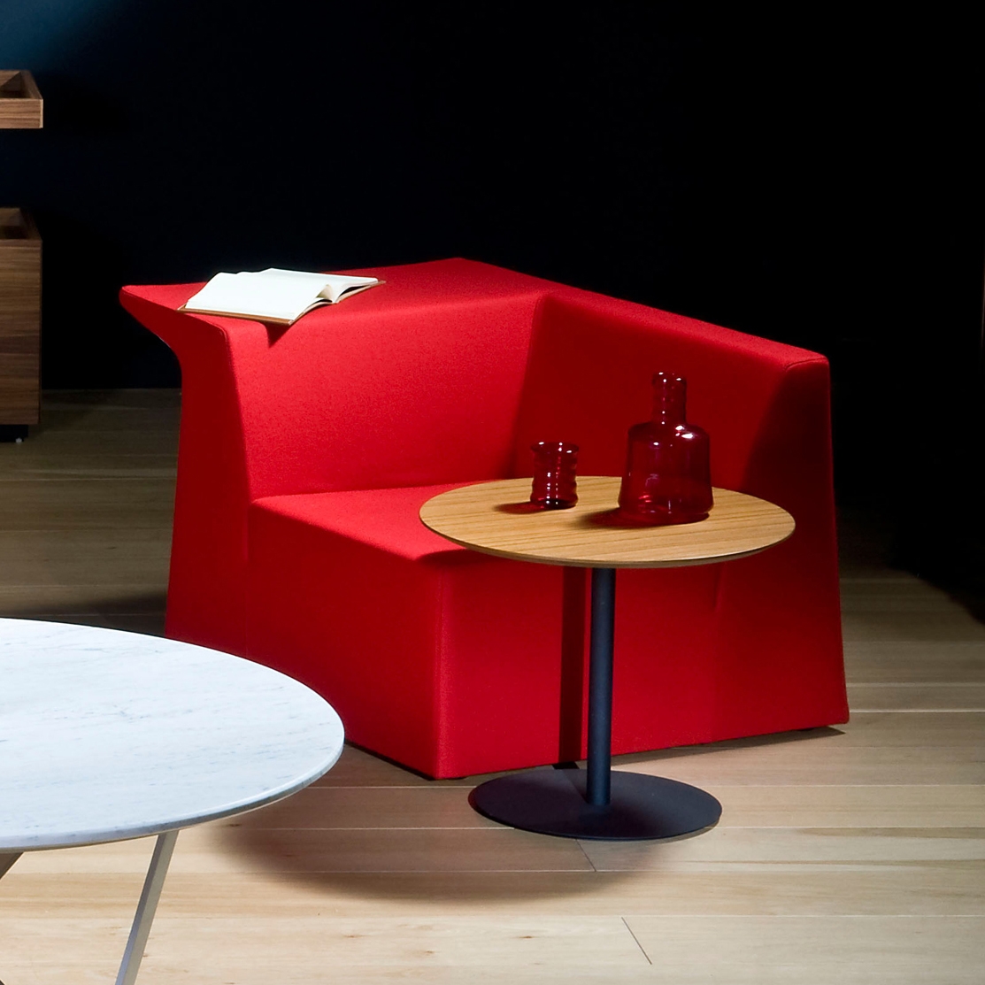 Vertoon produk Ikaros Sofa van vervaardiger Koleksiyon Furniture