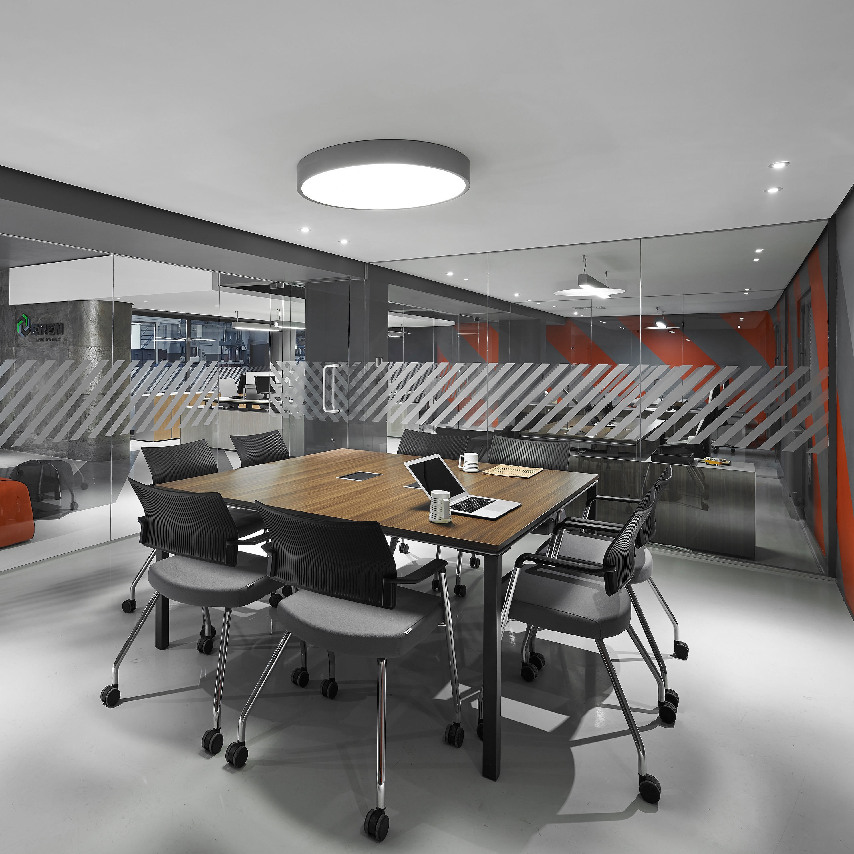Afficher le produit Barbari Operational Desk System du fabricant Koleksiyon Furniture