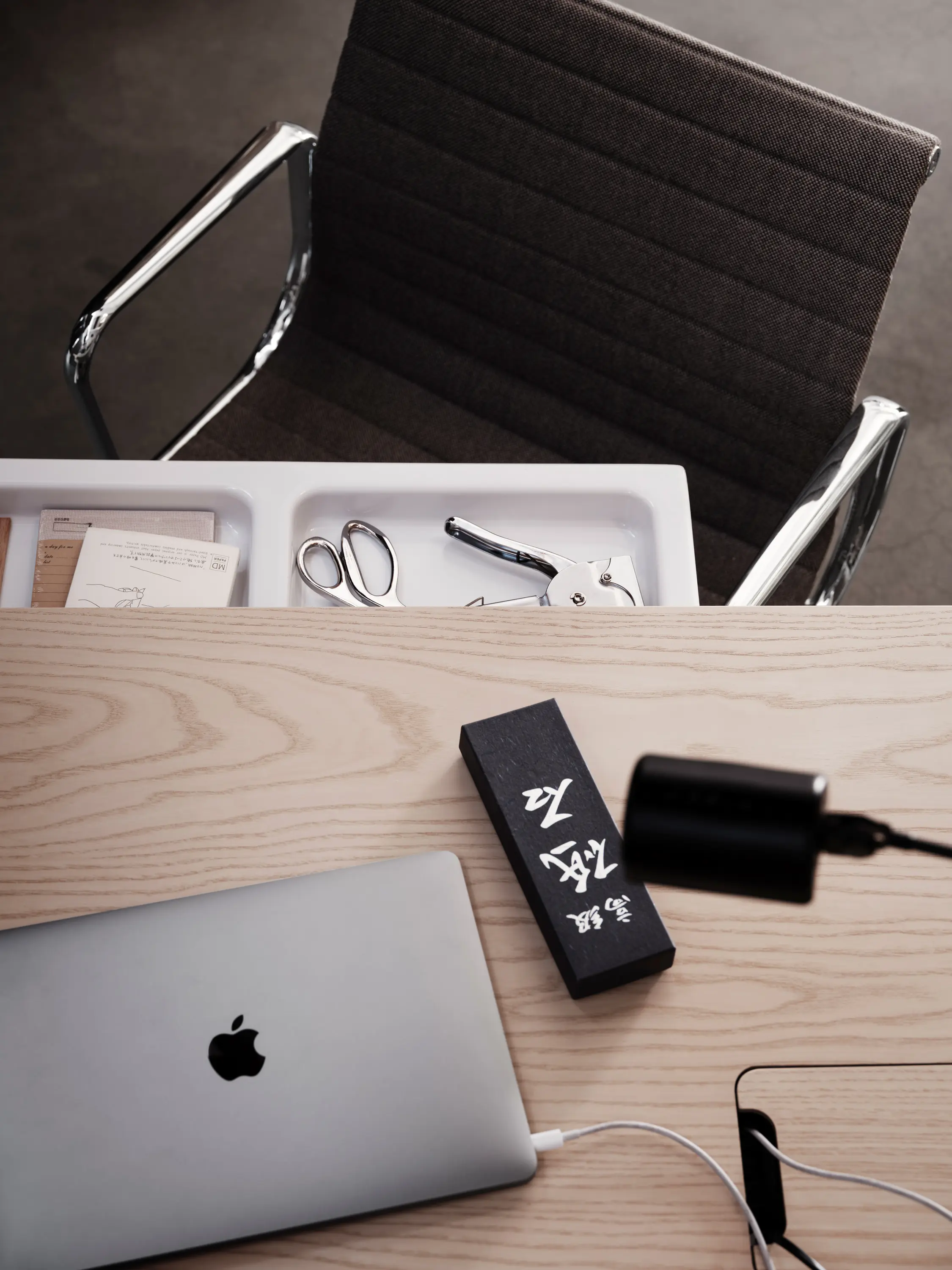 string furniture - Works