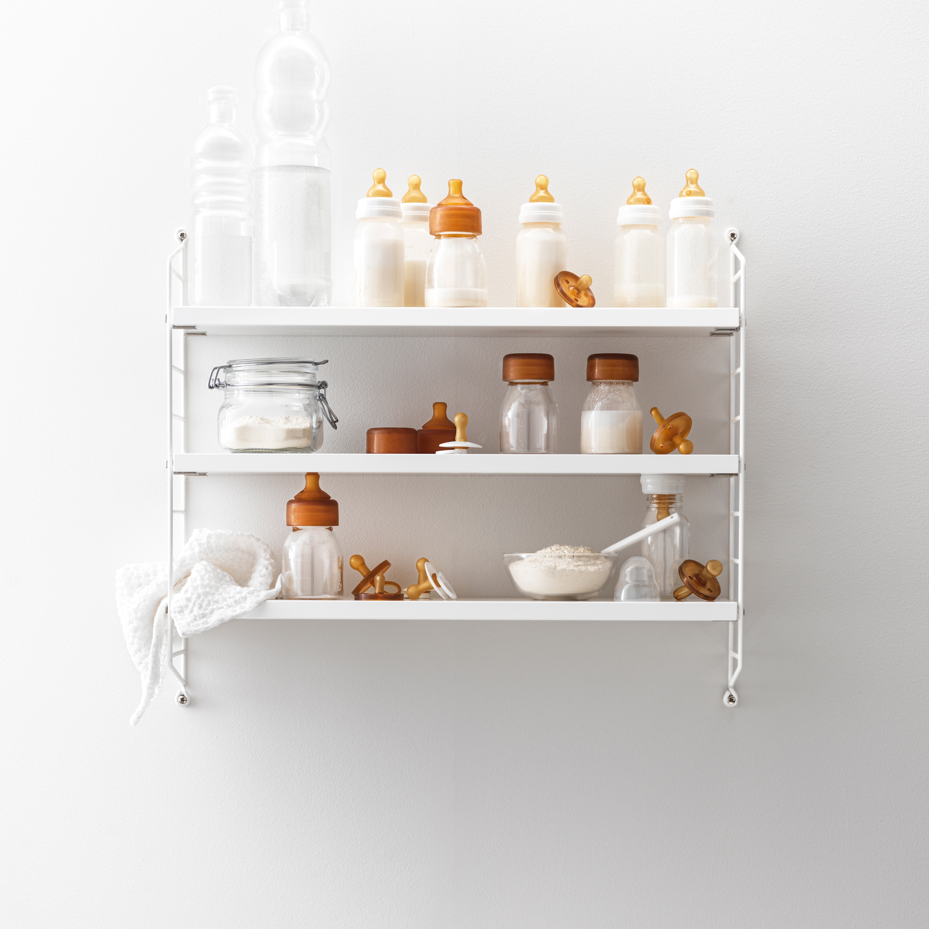 Produkt String Pocket white des Herstellers string furniture anzeigen