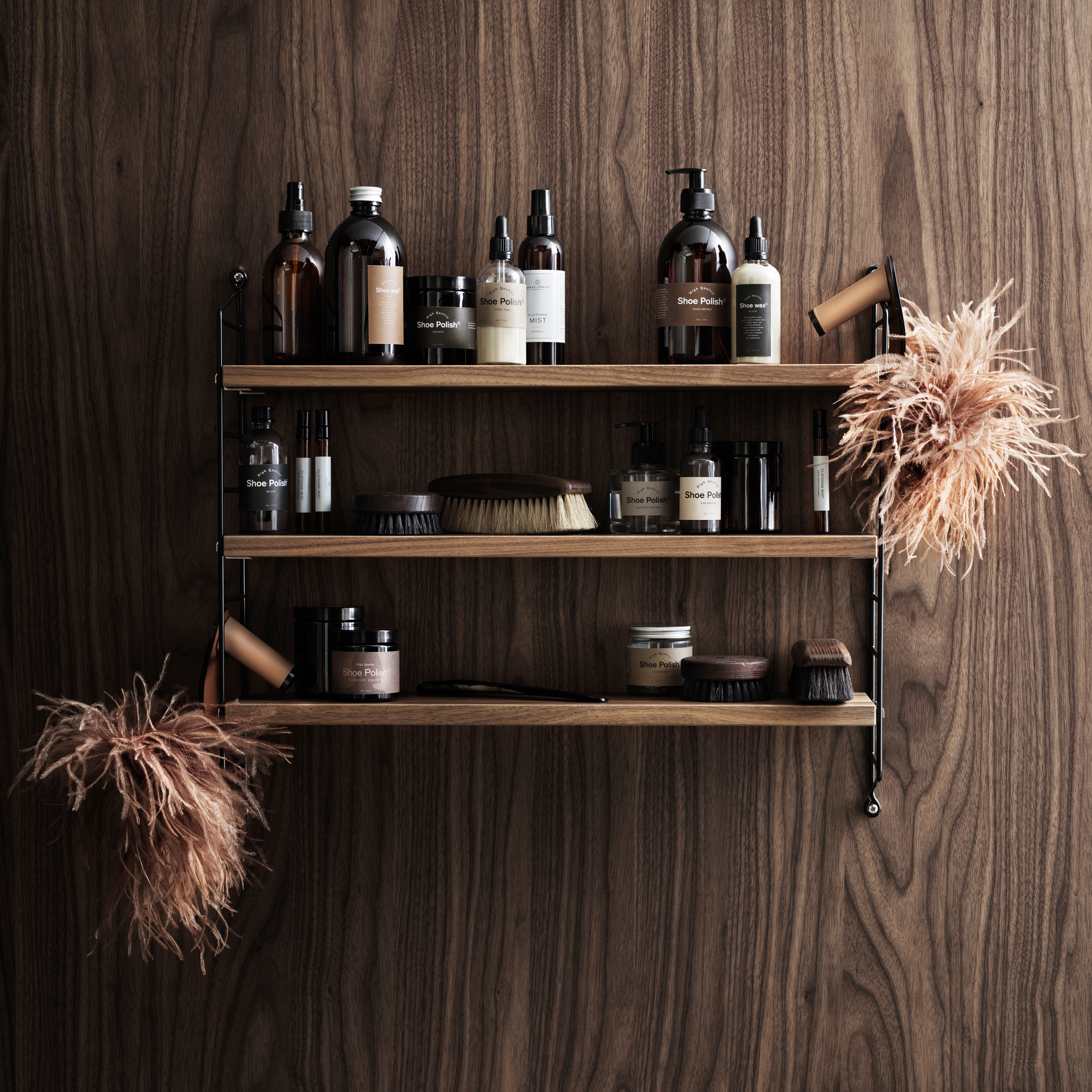 Vertoon produk String Pocket walnut/black van vervaardiger string furniture