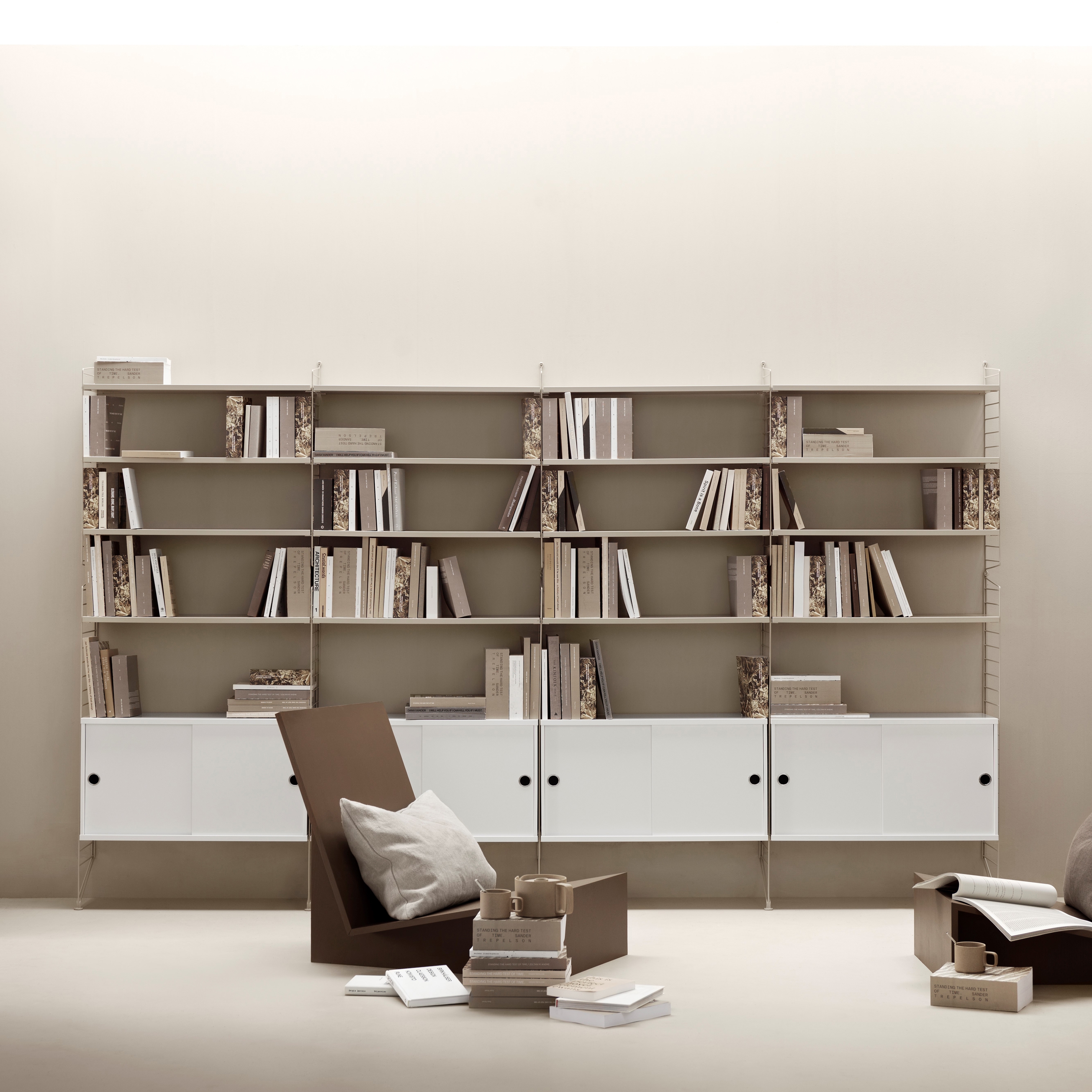 Produkt String System des Herstellers string furniture anzeigen