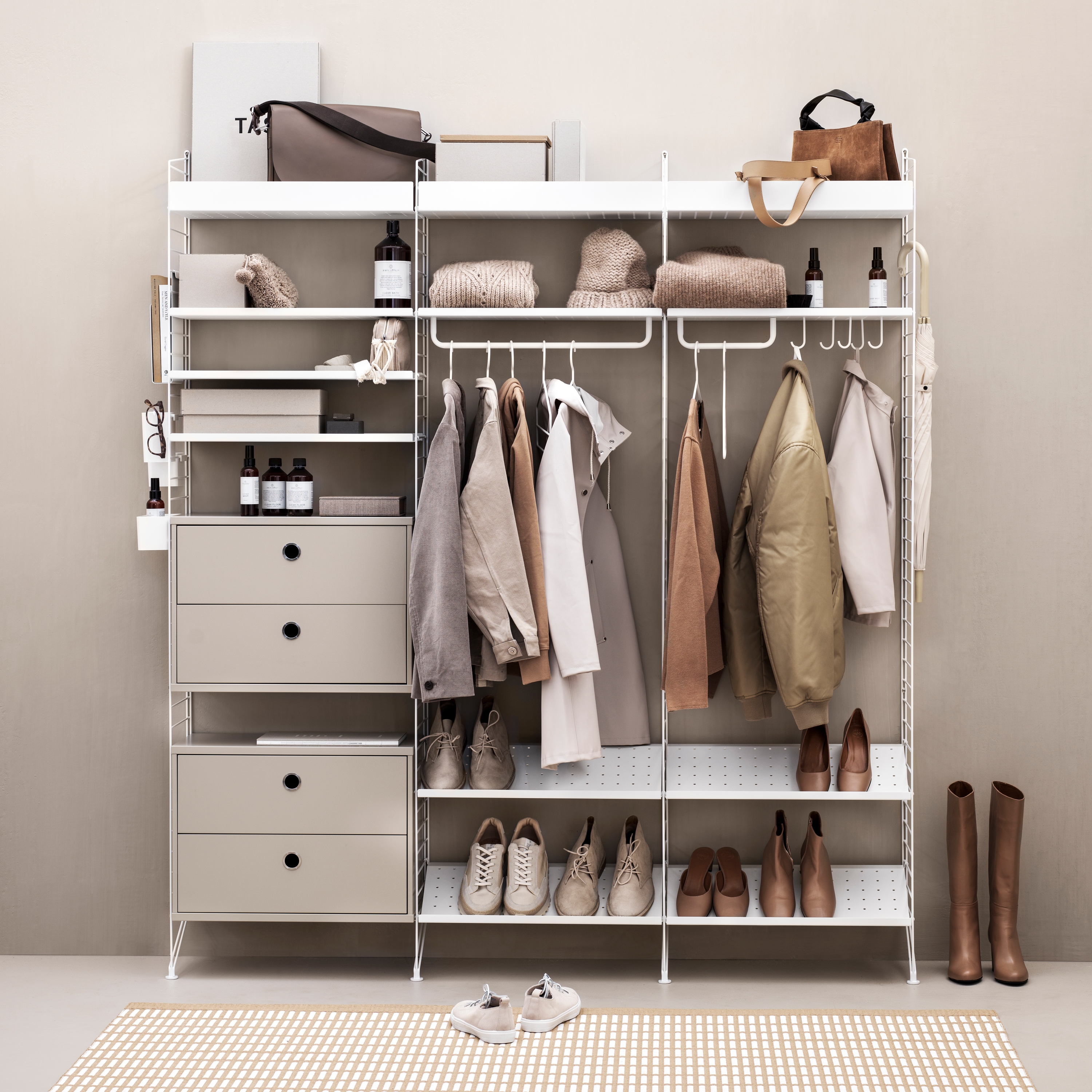 Produkt String System des Herstellers string furniture anzeigen