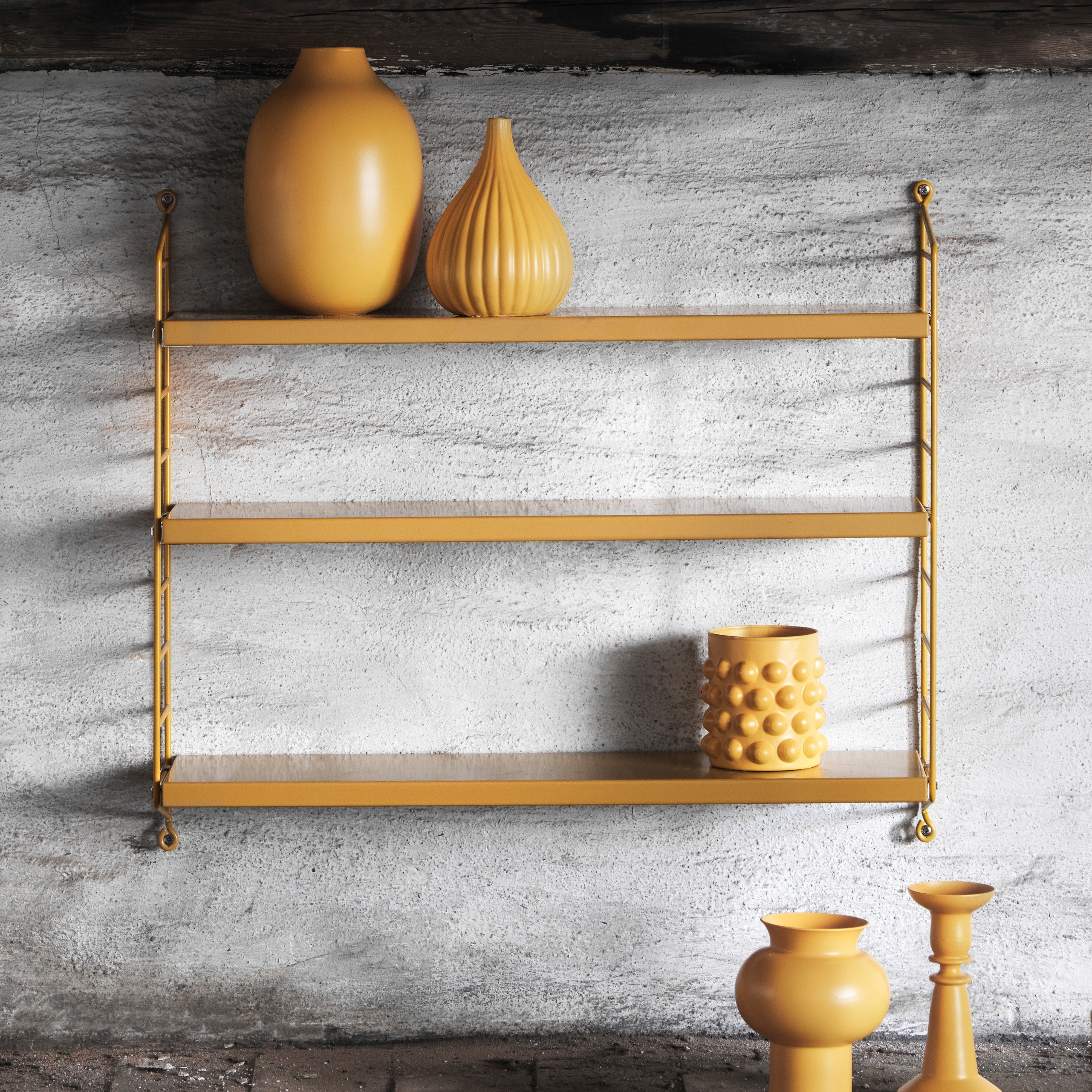 Mostrar el producto String Pocket mustard del fabricante string furniture