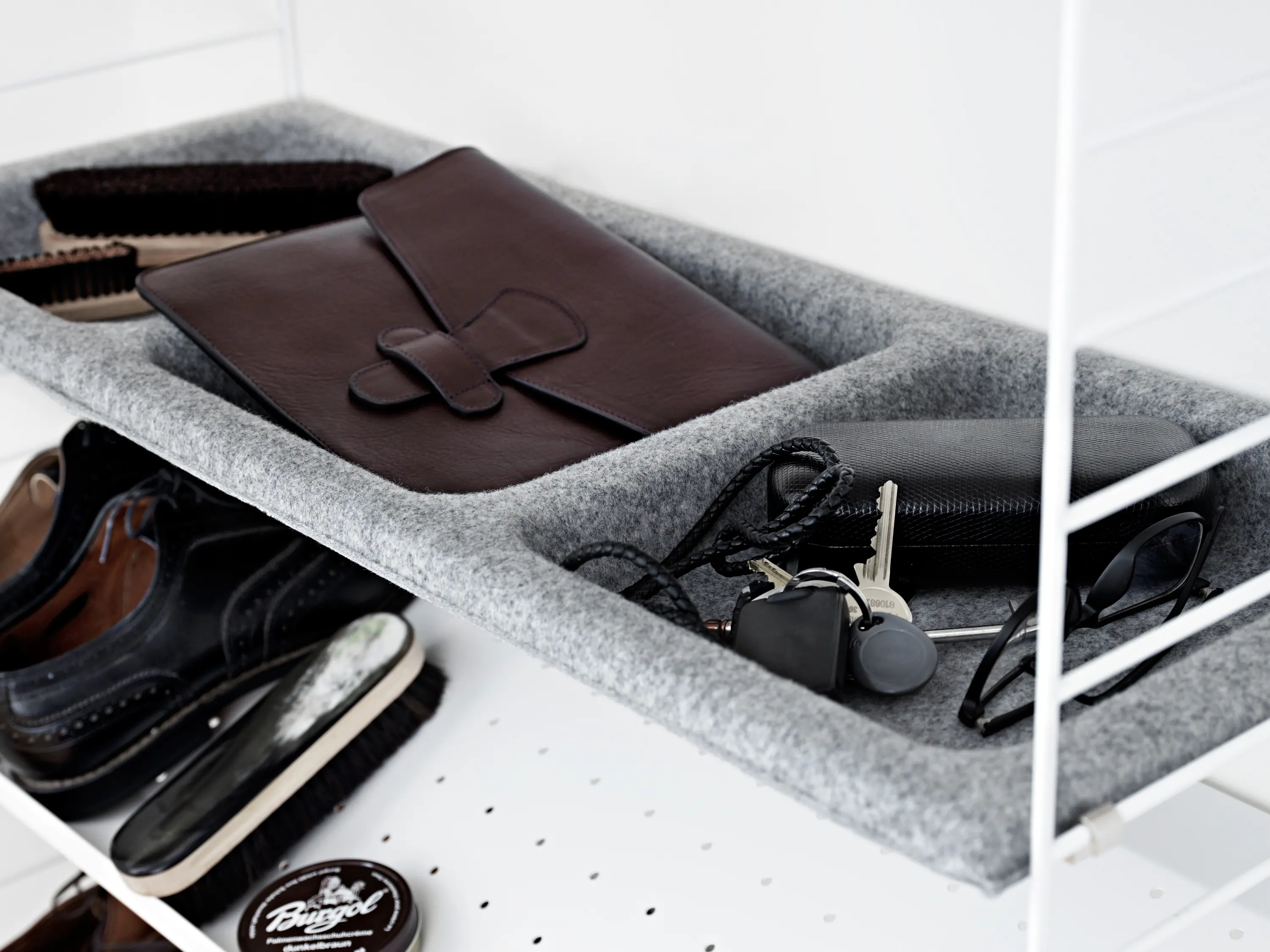 string furniture - String System, Bowl shelf