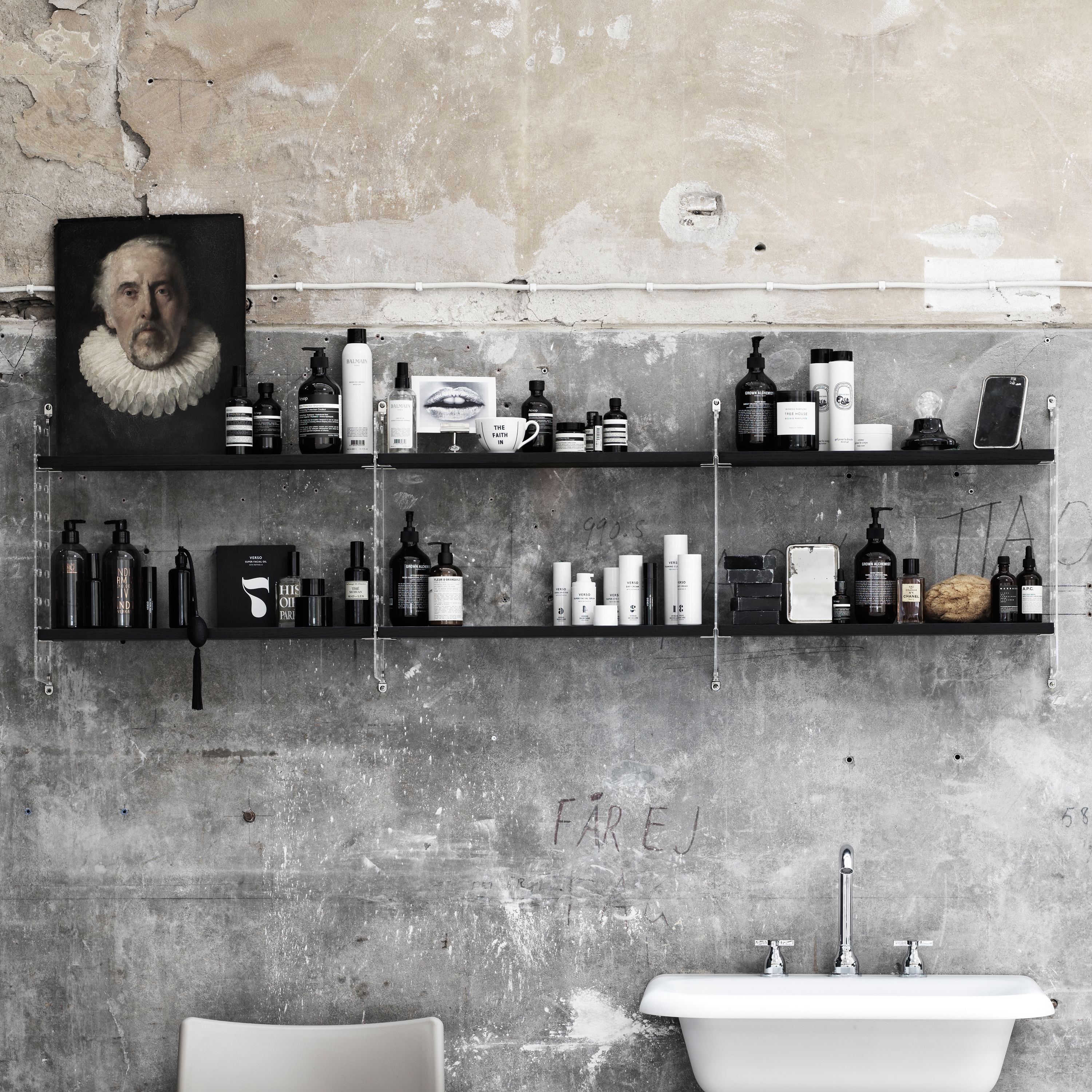 Mostra il prodotto String System, plex panels del produttore string furniture