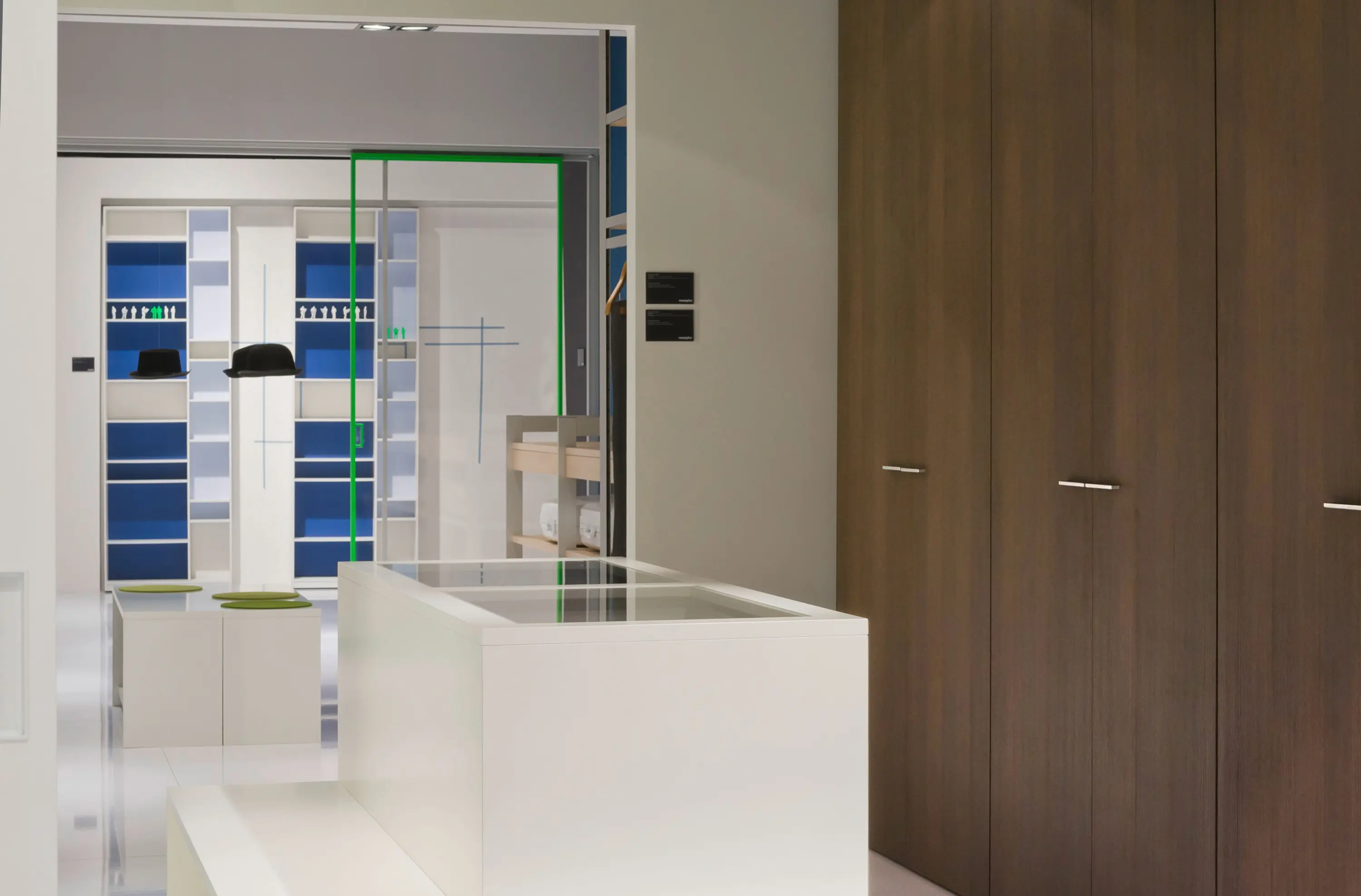 raumplus - Legno interior closet storage system