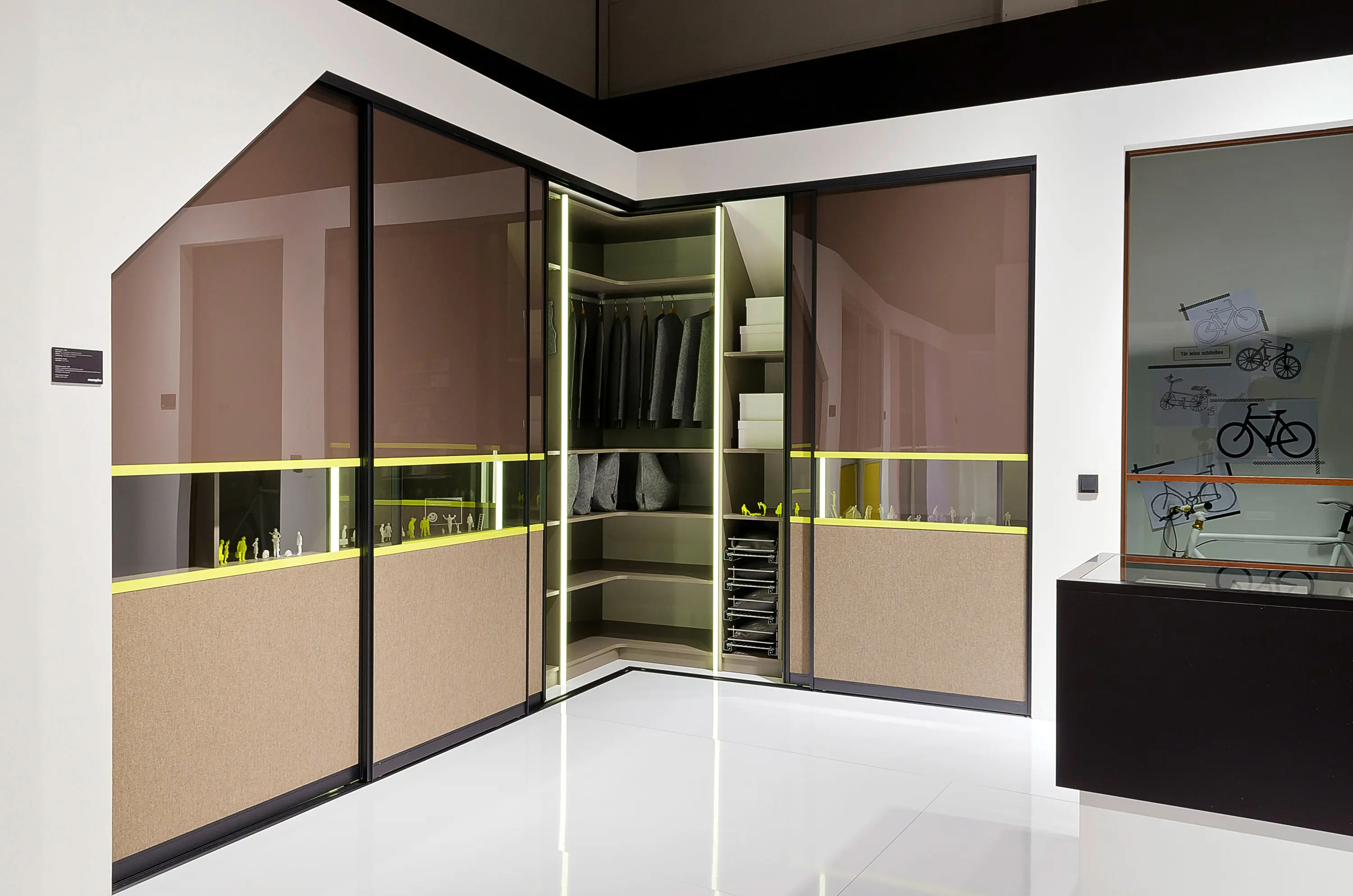 raumplus - S 720 Gleittürsystem